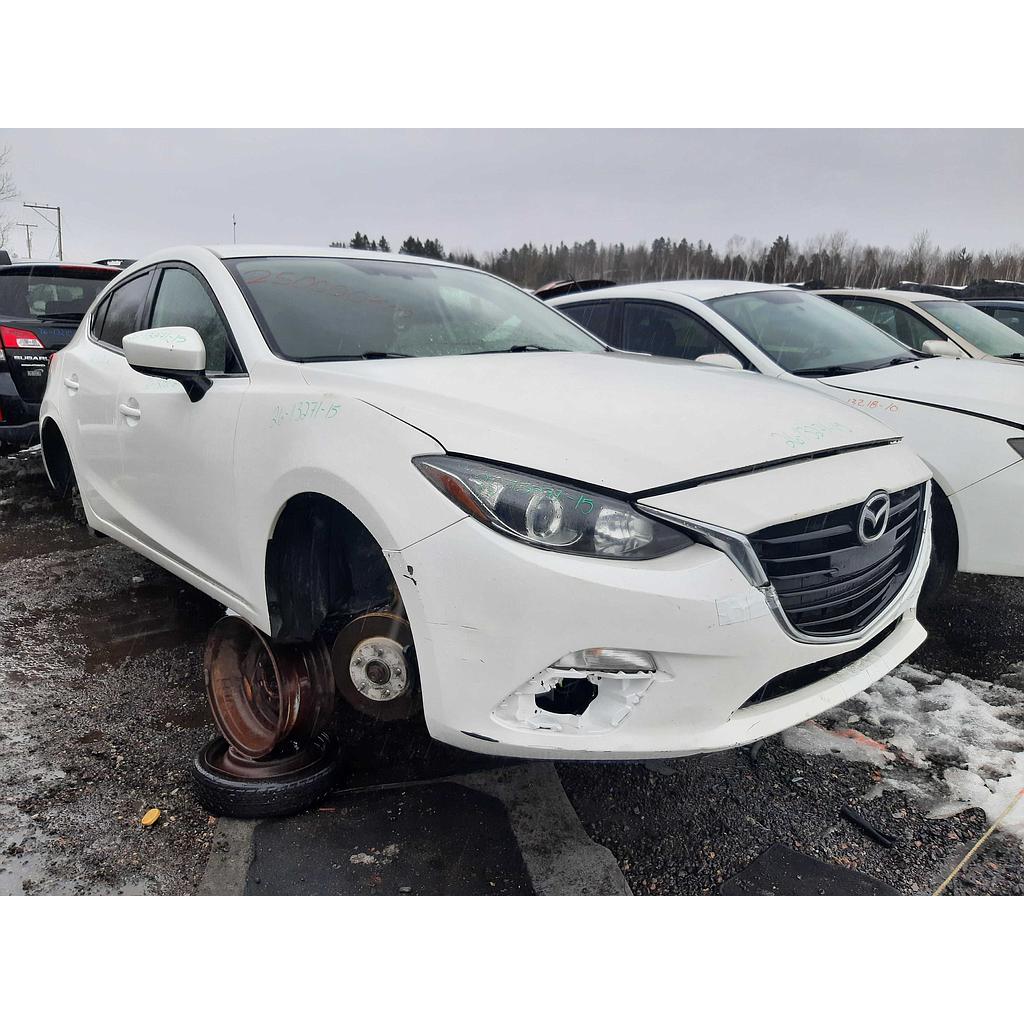 MAZDA MAZDA3 2015