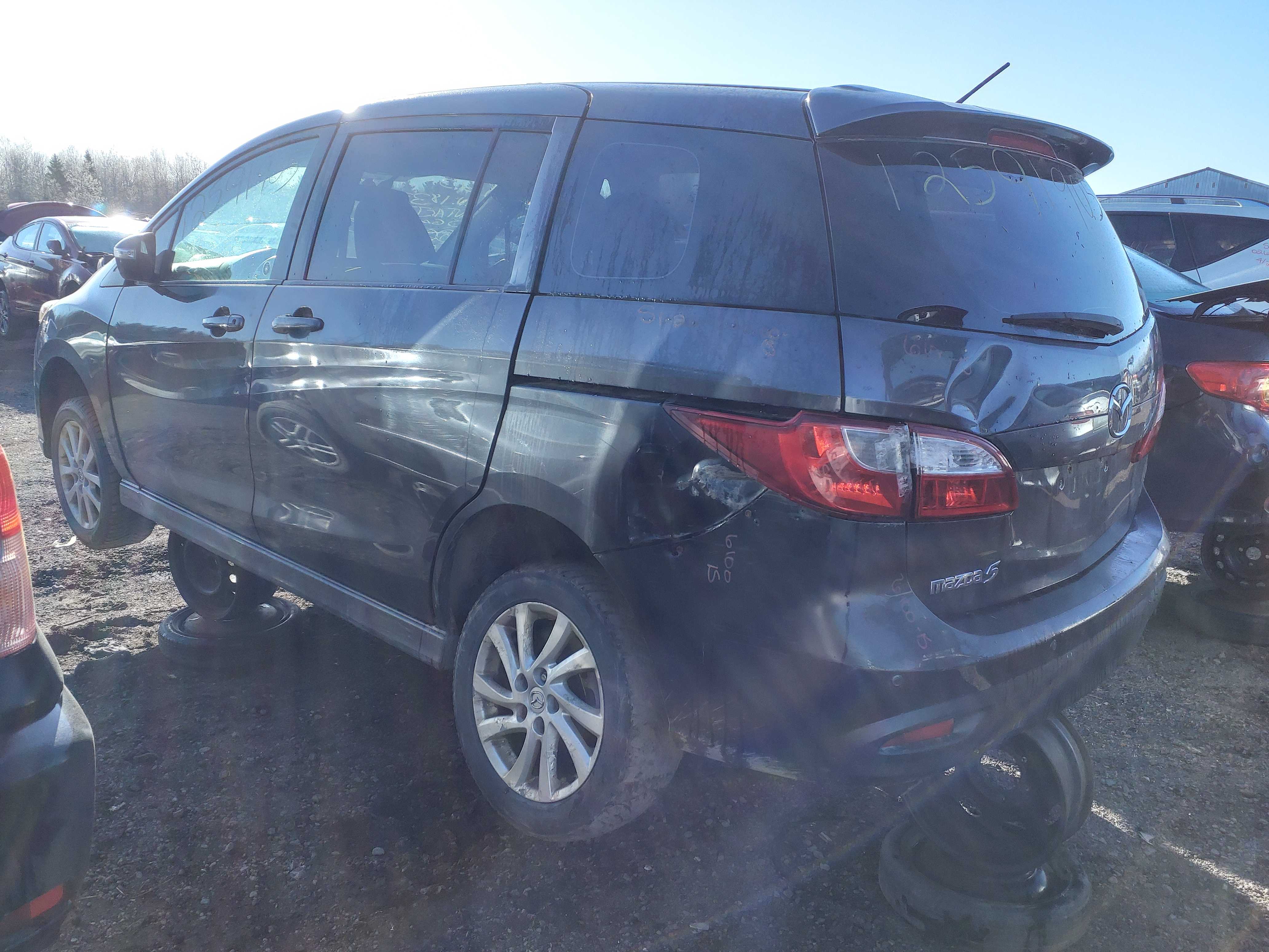 MAZDA MAZDA5 2015