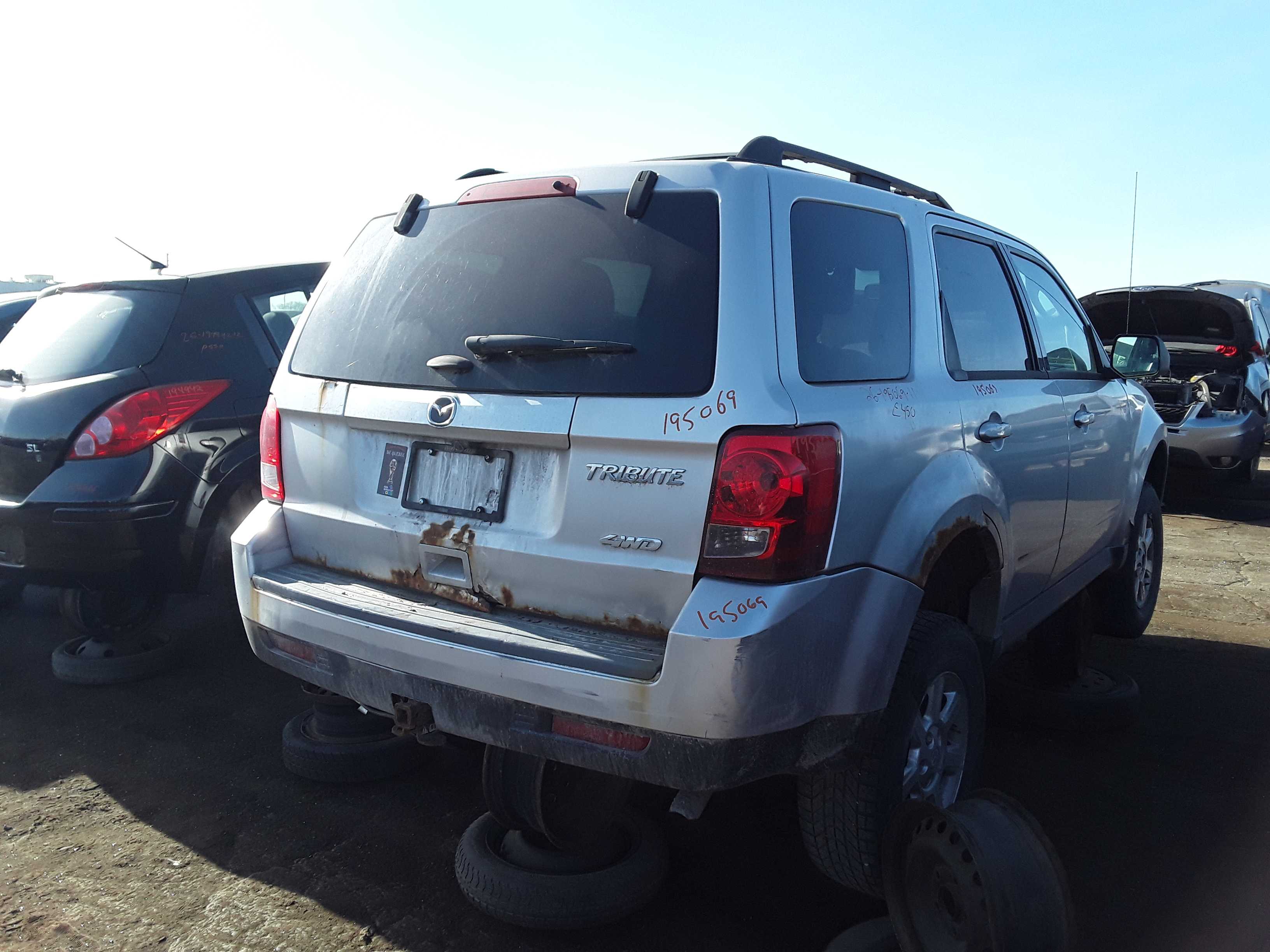 MAZDA TRIBUTE 2011
