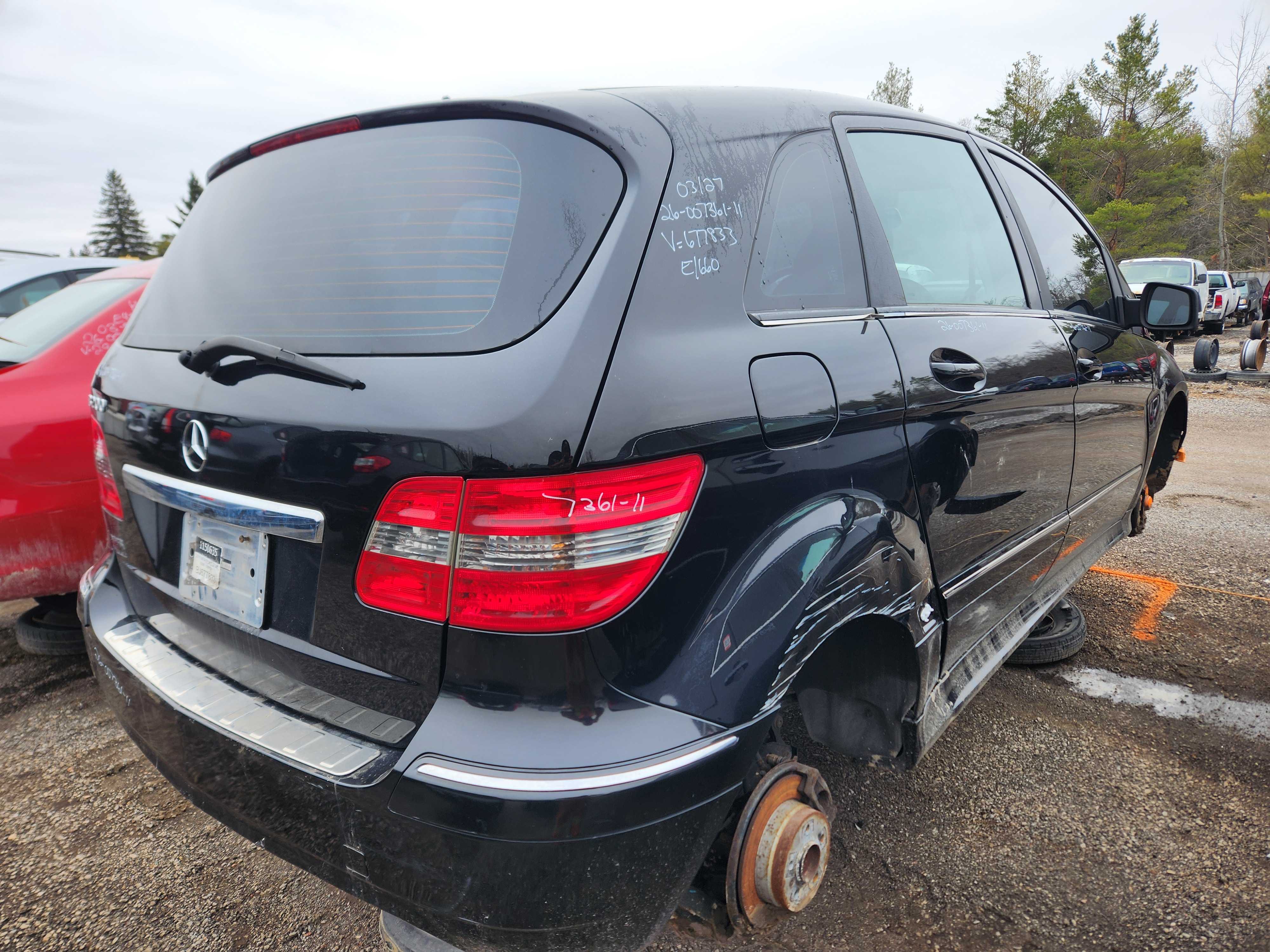 MERCEDES-BENZ B-CLASS 2011