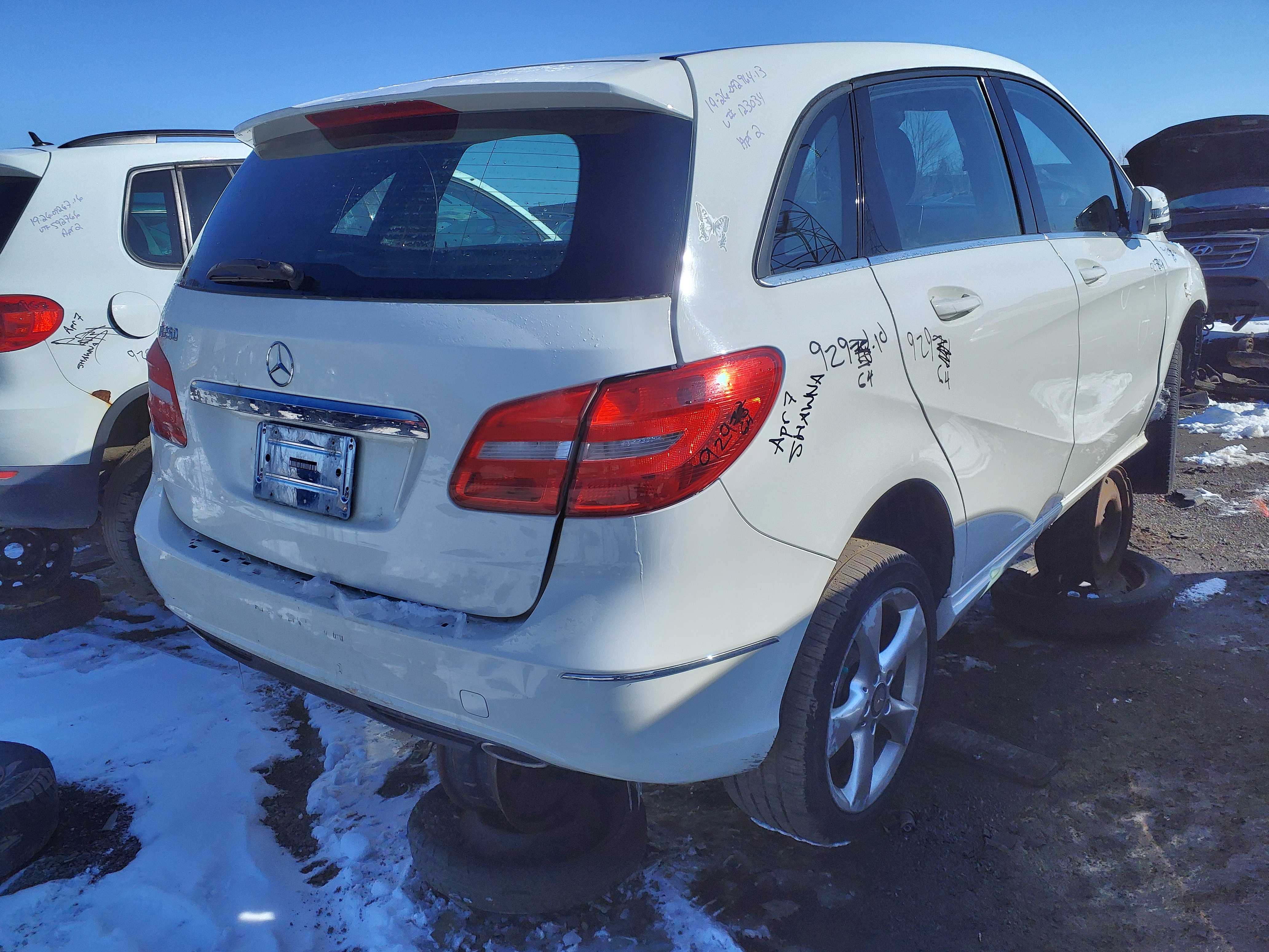 MERCEDES-BENZ B-CLASS 2013