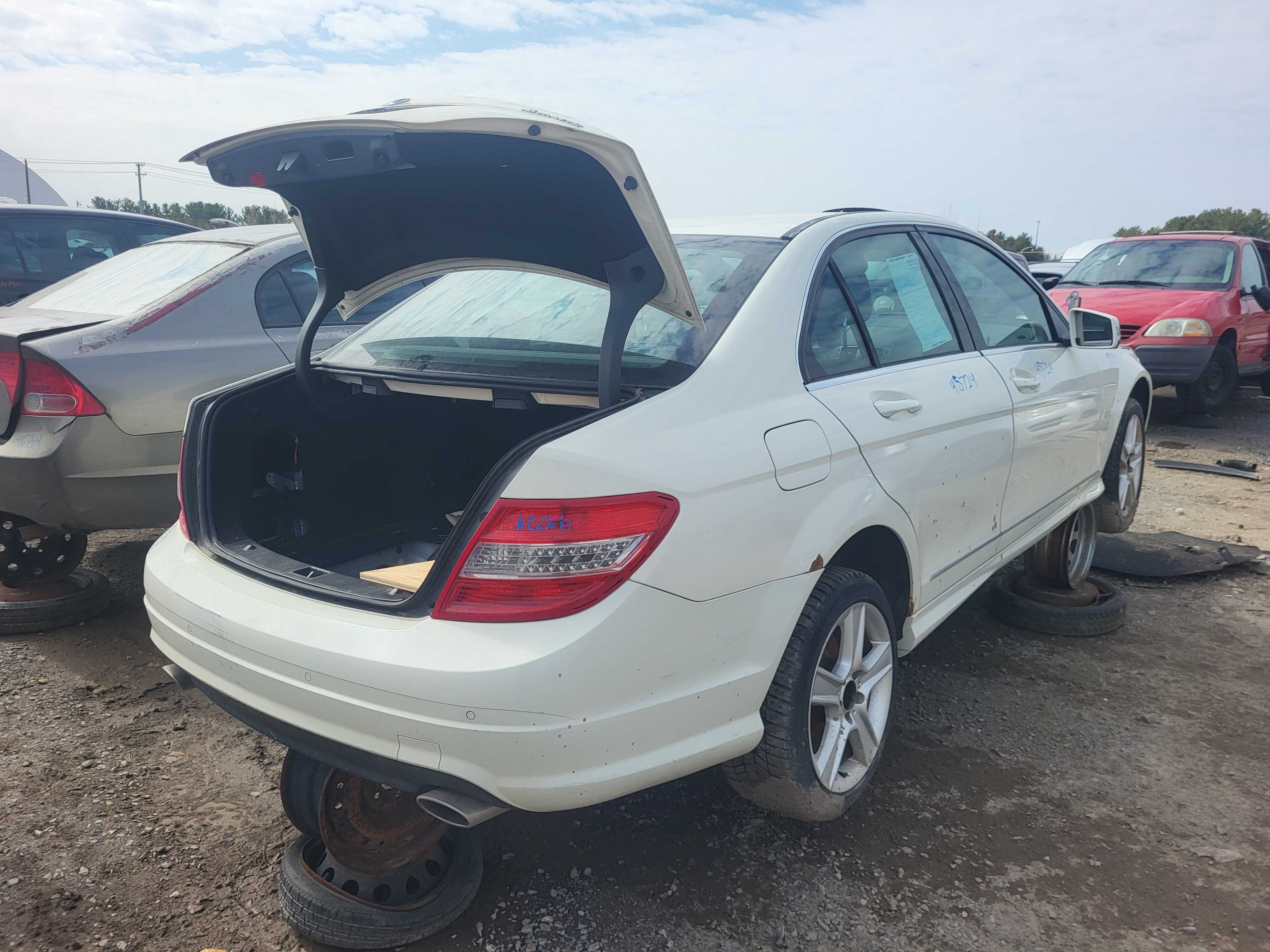 MERCEDES-BENZ C-CLASS 2010