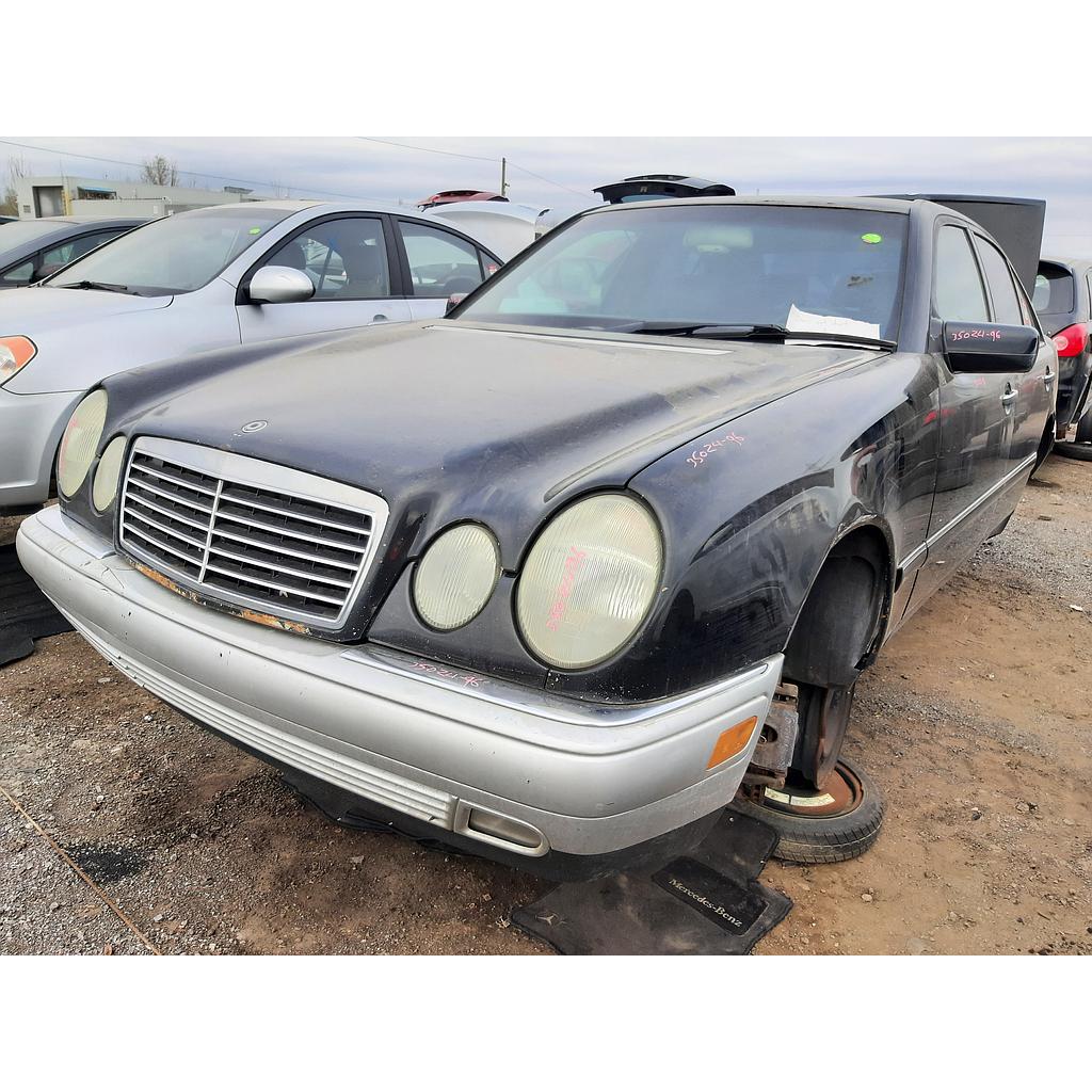 MERCEDES-BENZ E-CLASS 1996