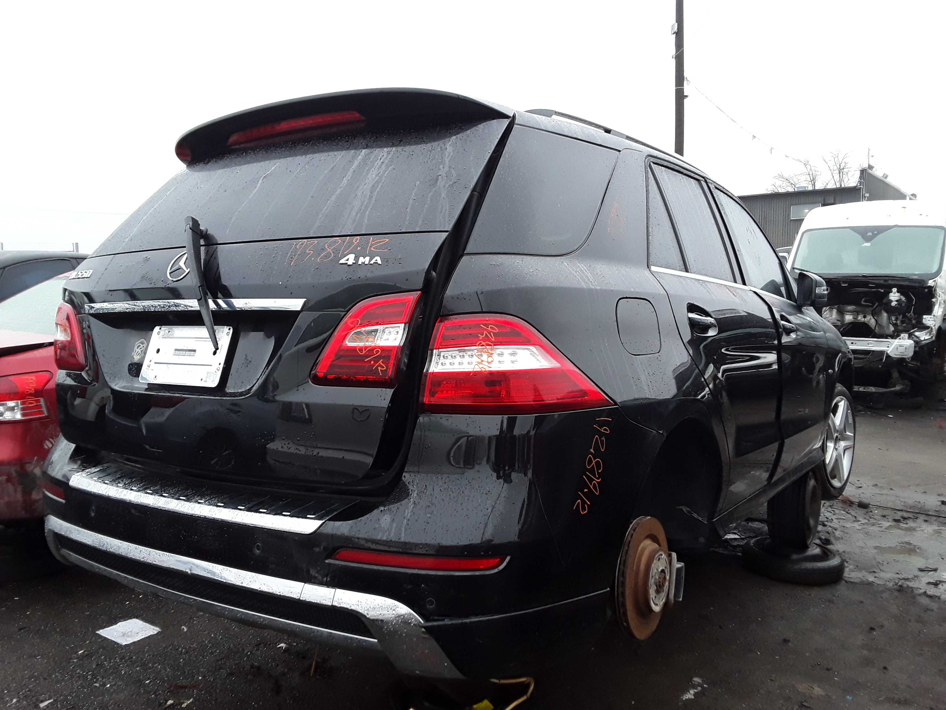 MERCEDES-BENZ M-CLASS 2012