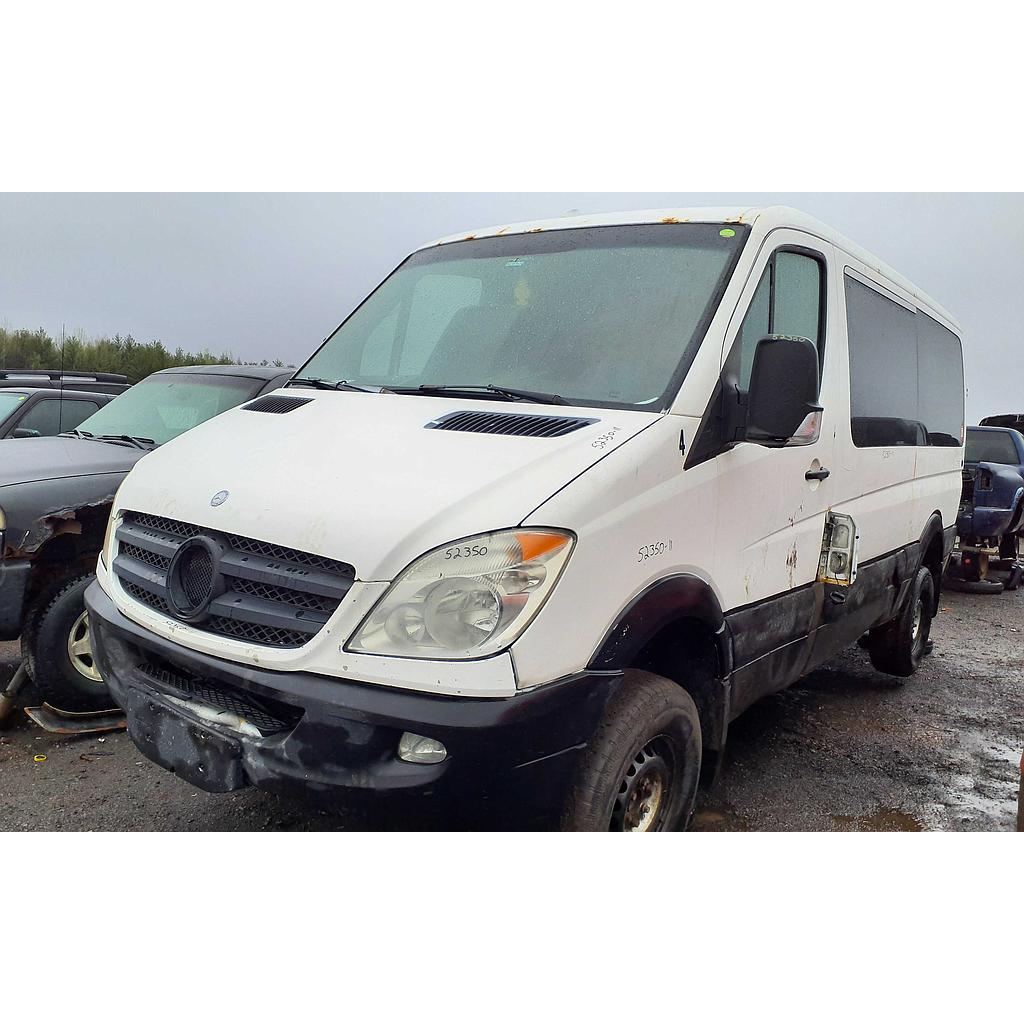MERCEDES-BENZ SPRINTER 2011