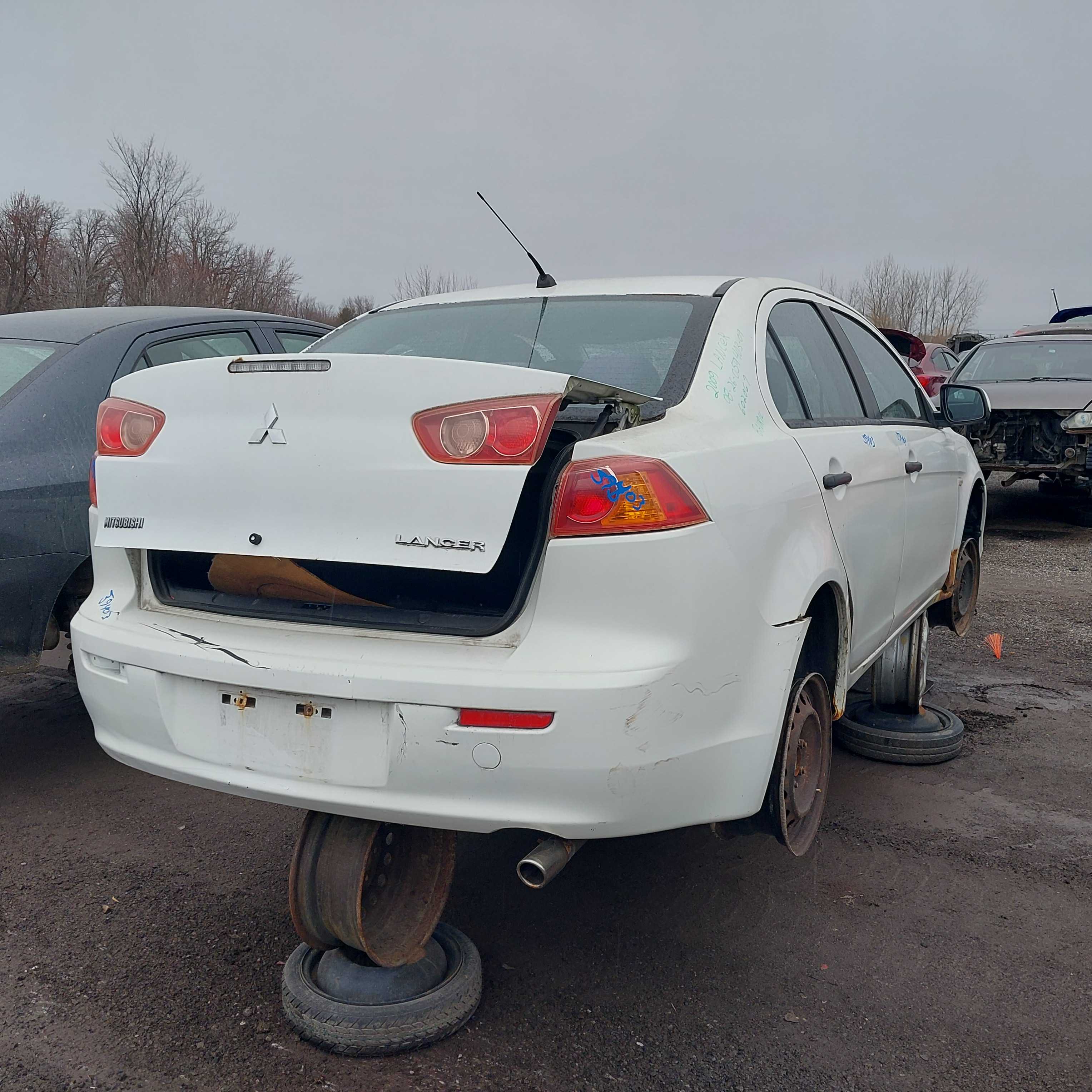 MITSUBISHI LANCER 2009