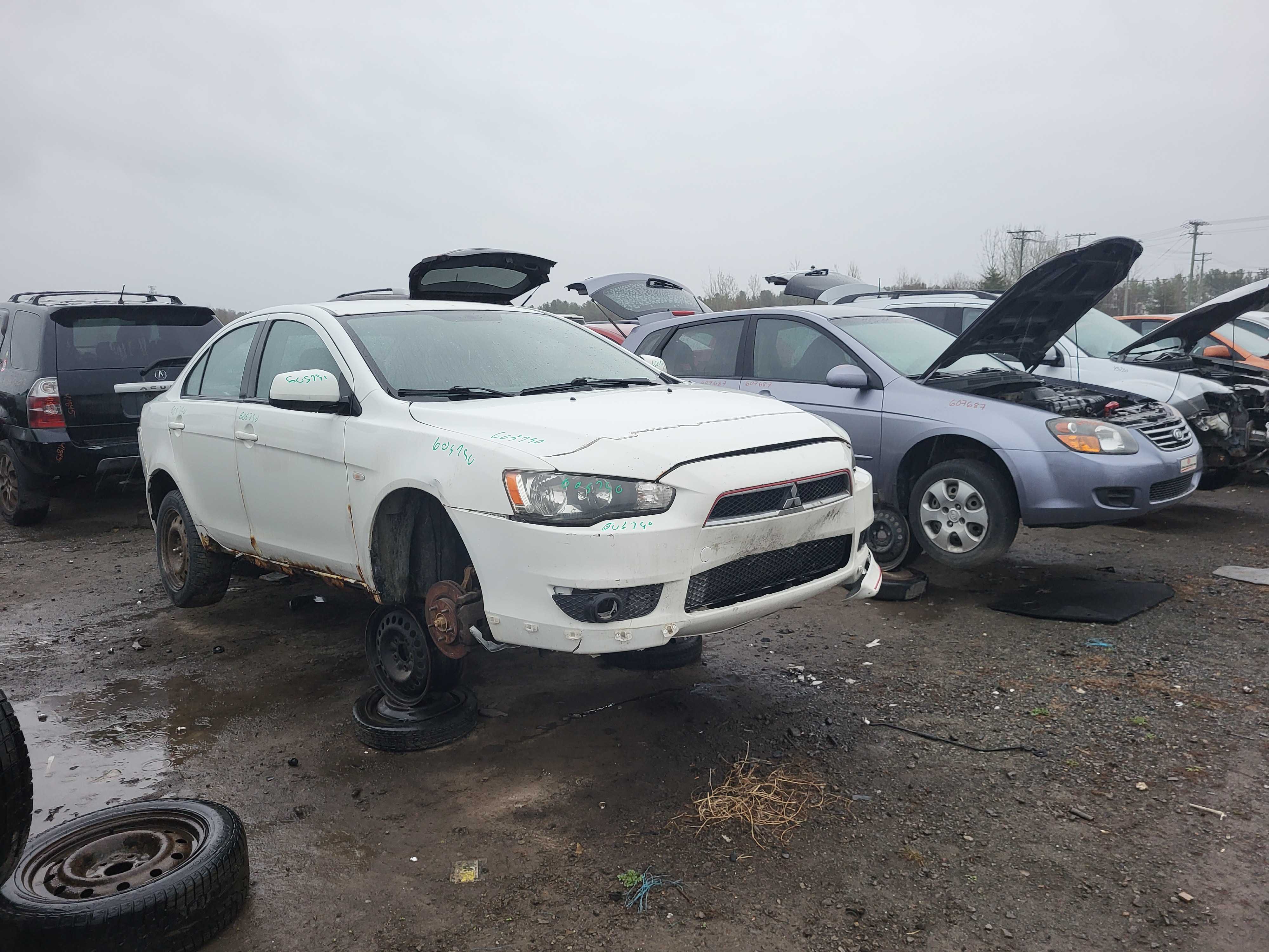 MITSUBISHI LANCER 2010