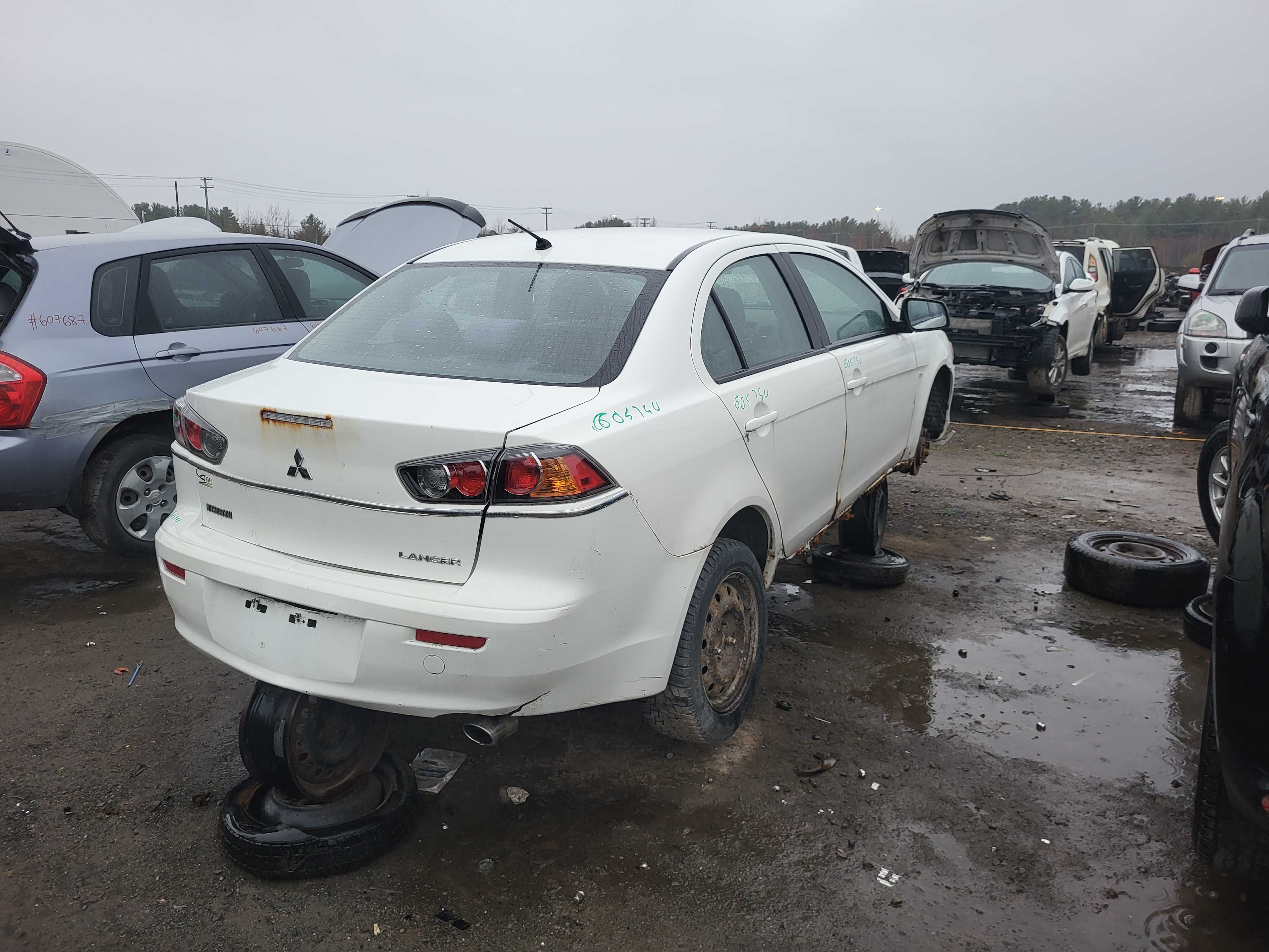 MITSUBISHI LANCER 2010