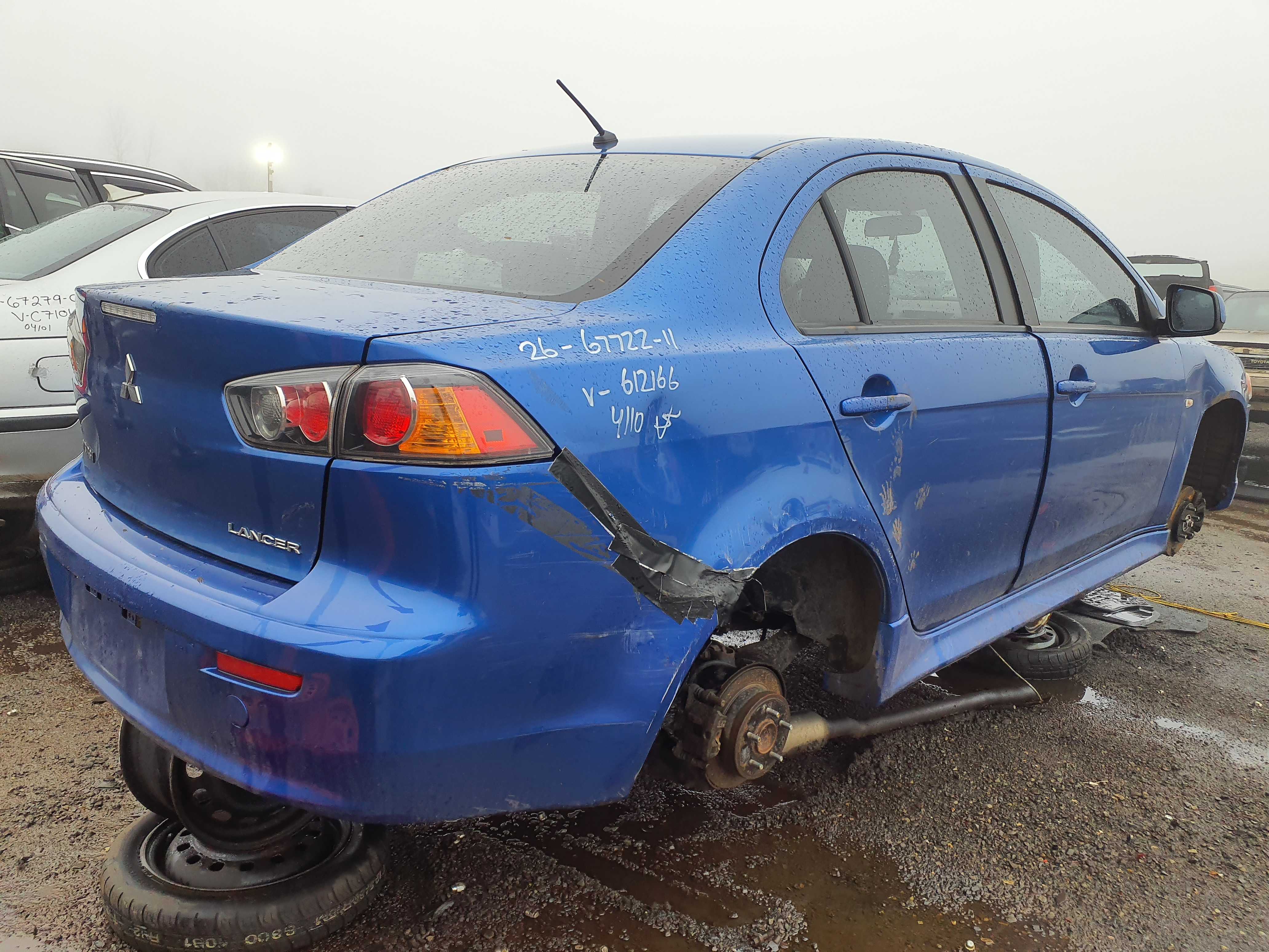 MITSUBISHI LANCER 2011