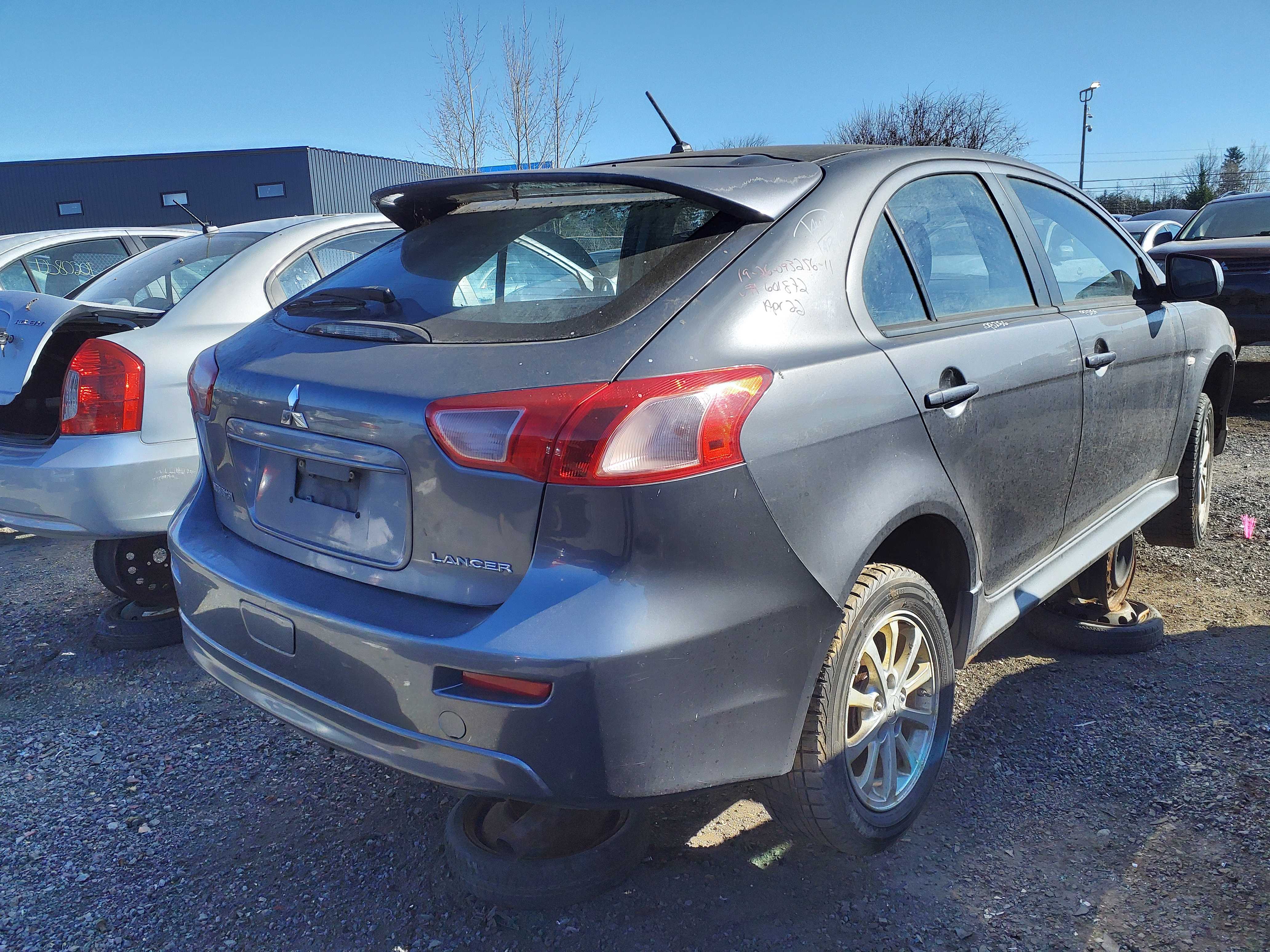 MITSUBISHI LANCER 2011