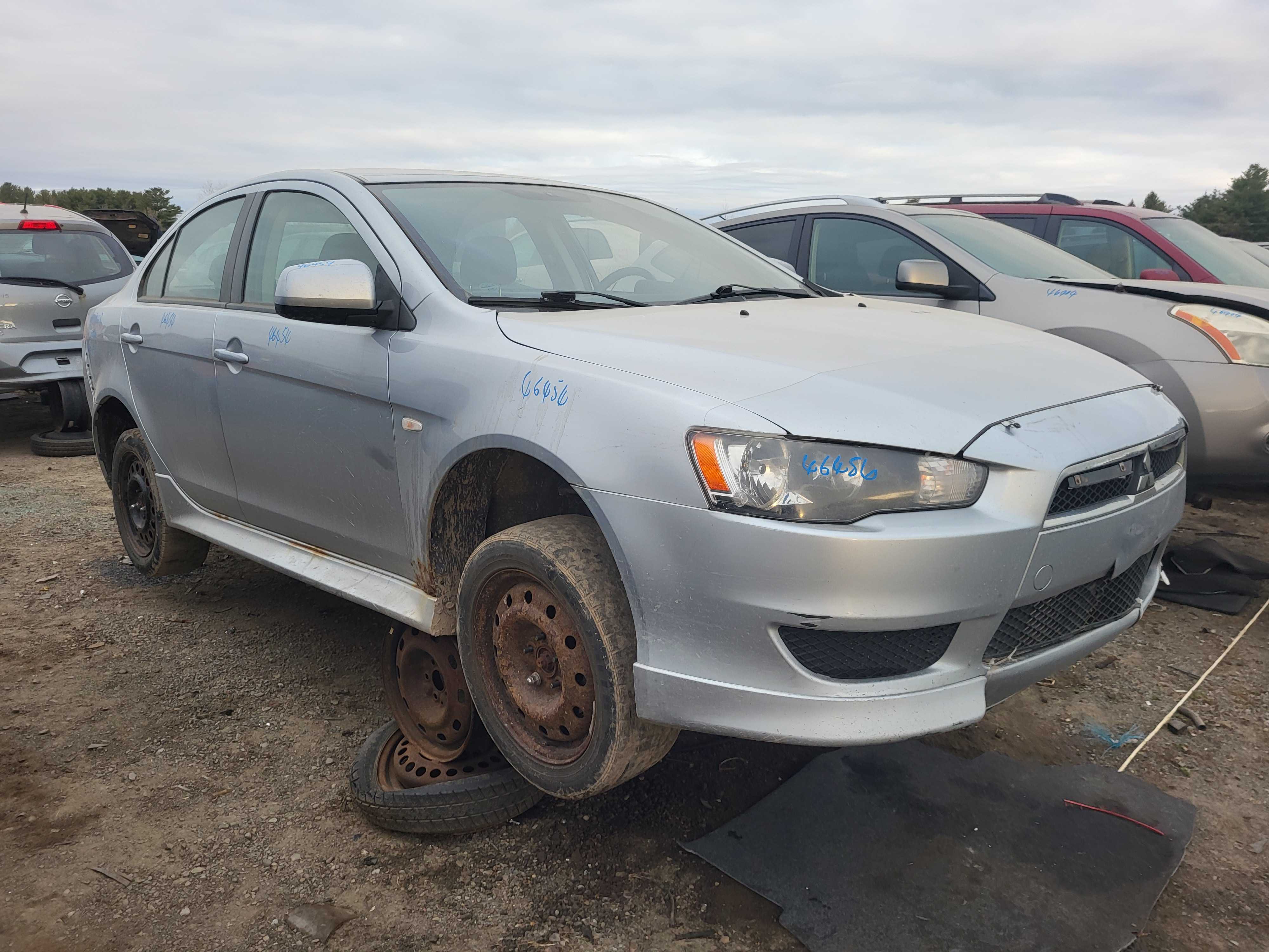 MITSUBISHI LANCER 2011