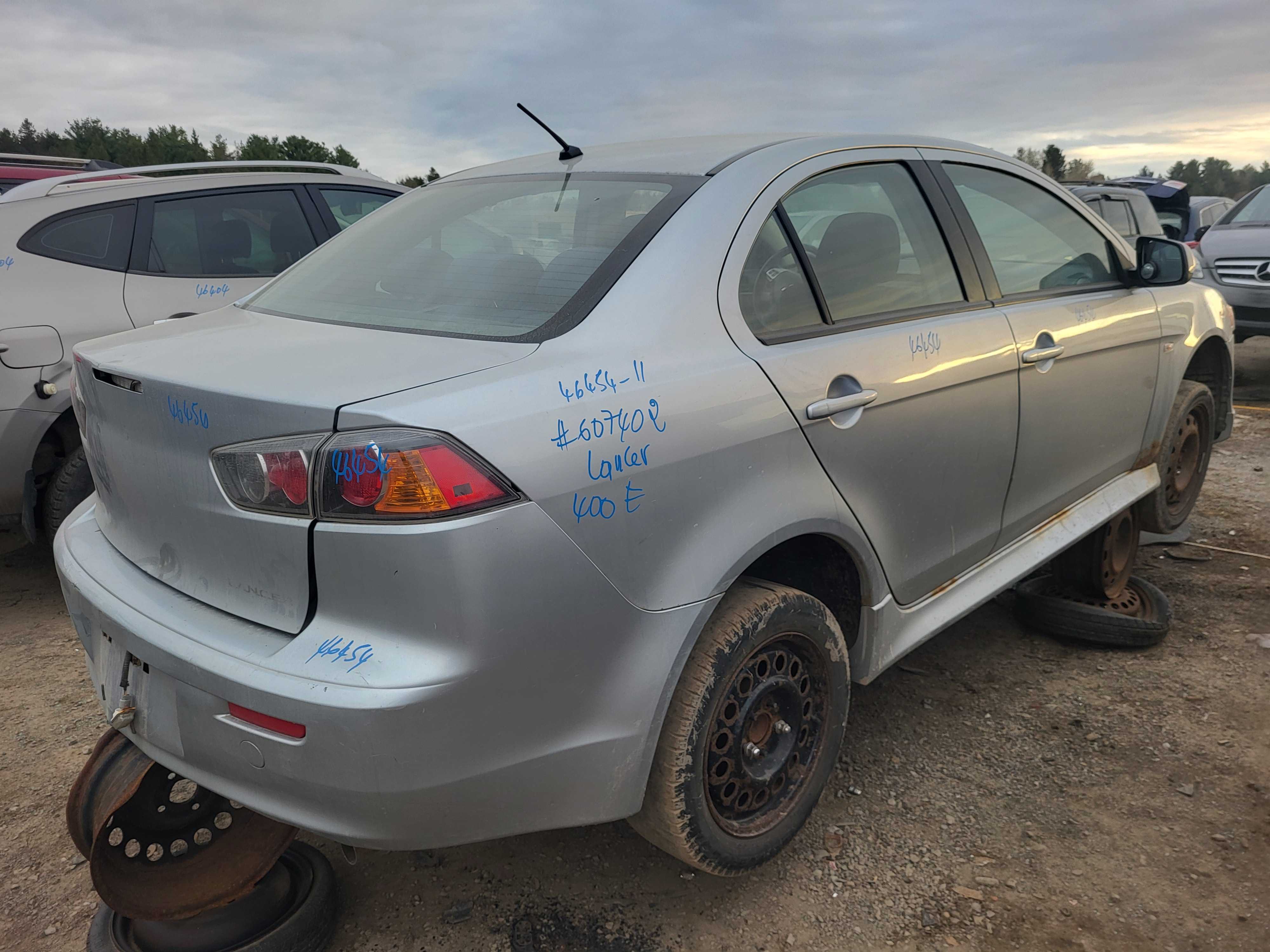 MITSUBISHI LANCER 2011