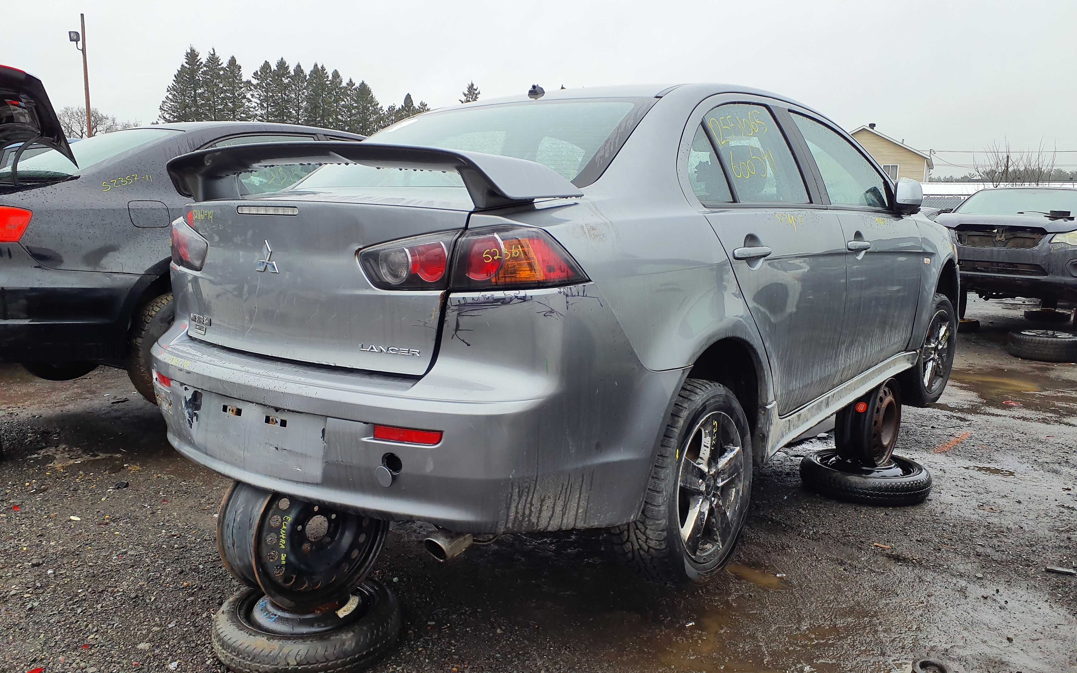 MITSUBISHI LANCER 2014