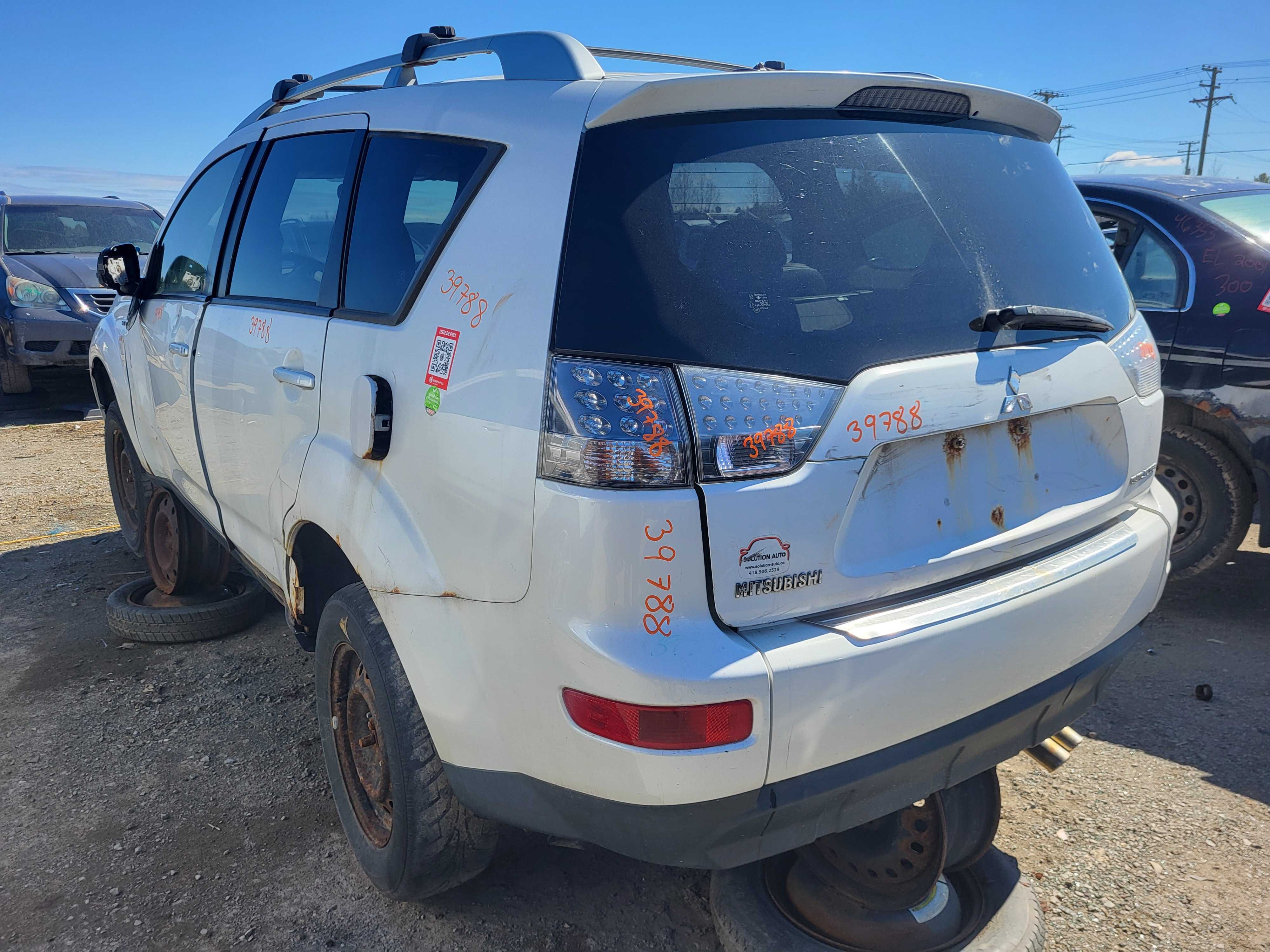 MITSUBISHI OUTLANDER 2008