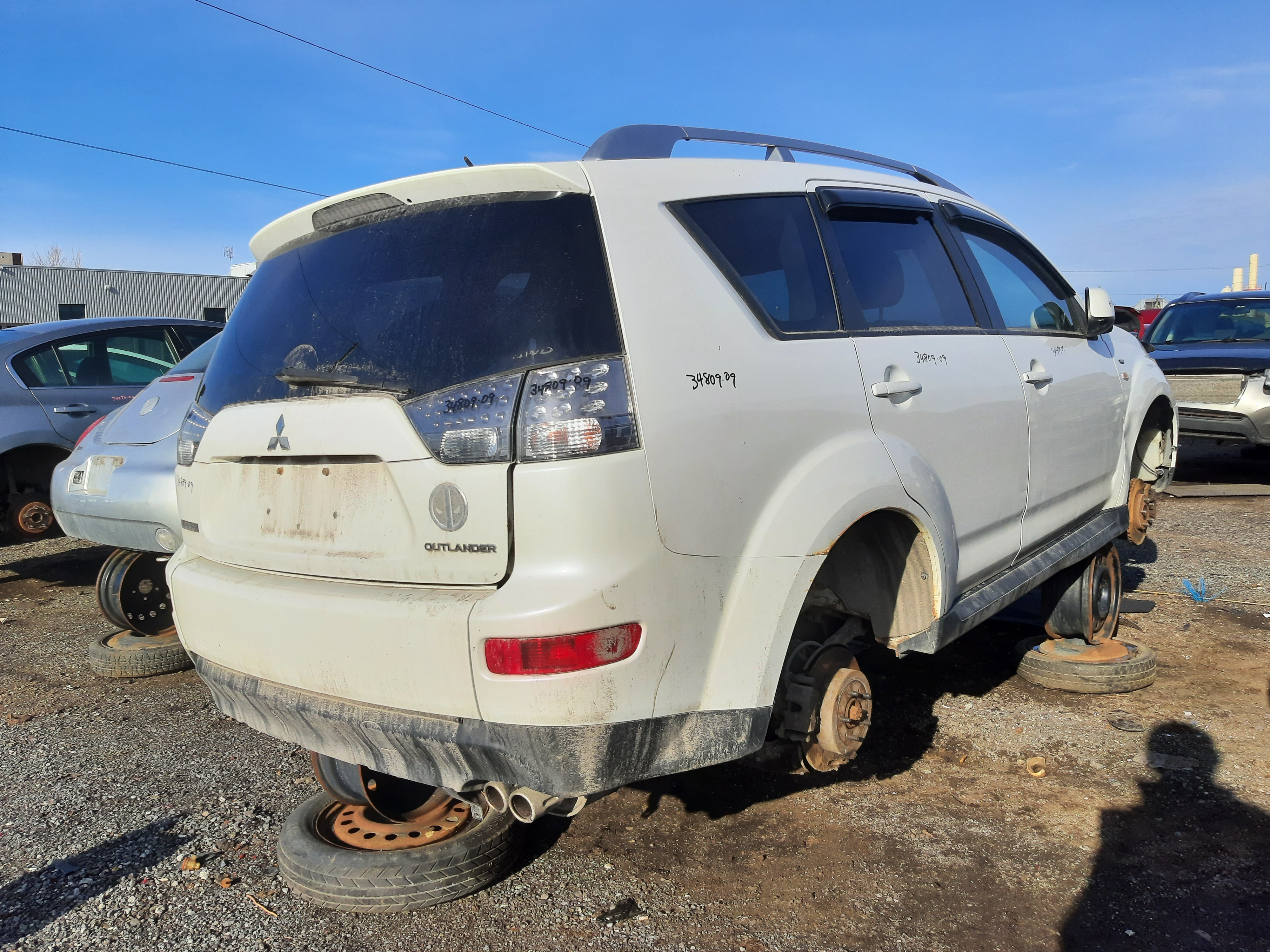 MITSUBISHI OUTLANDER 2009