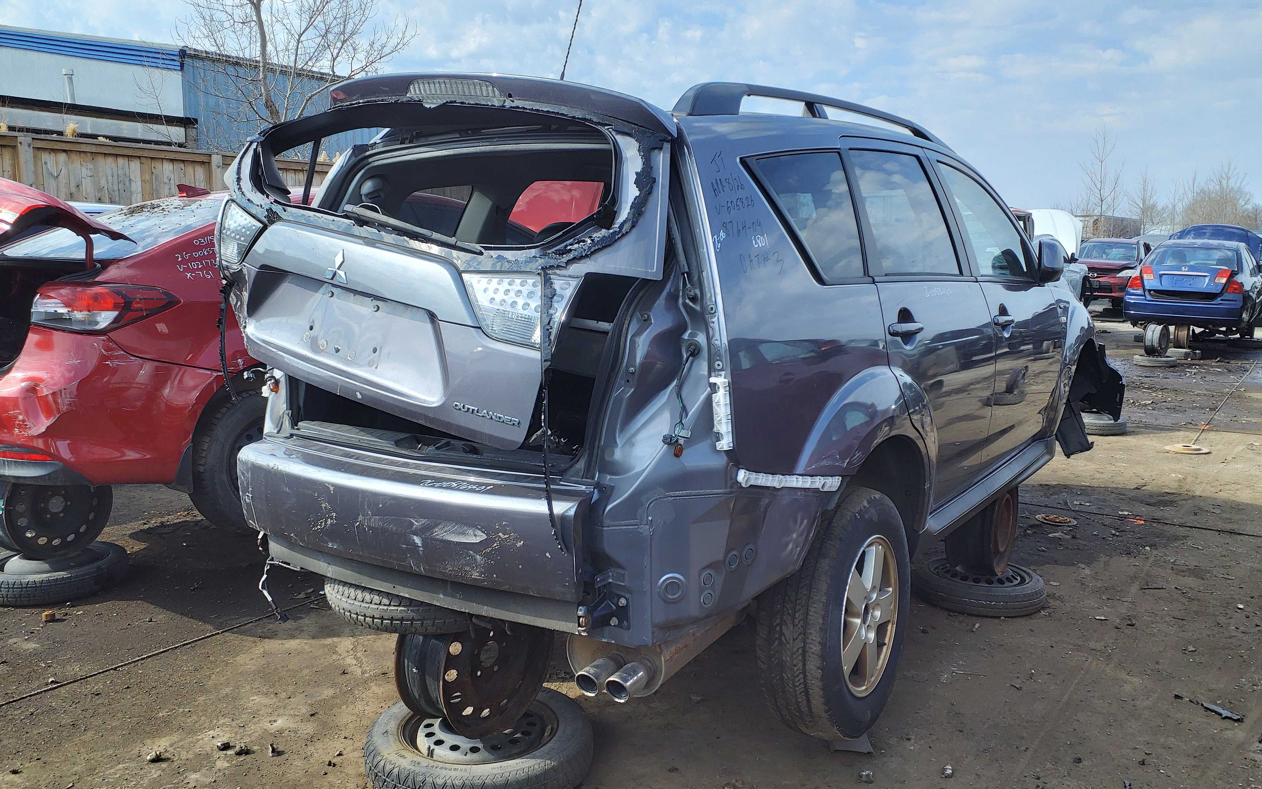 MITSUBISHI OUTLANDER 2009