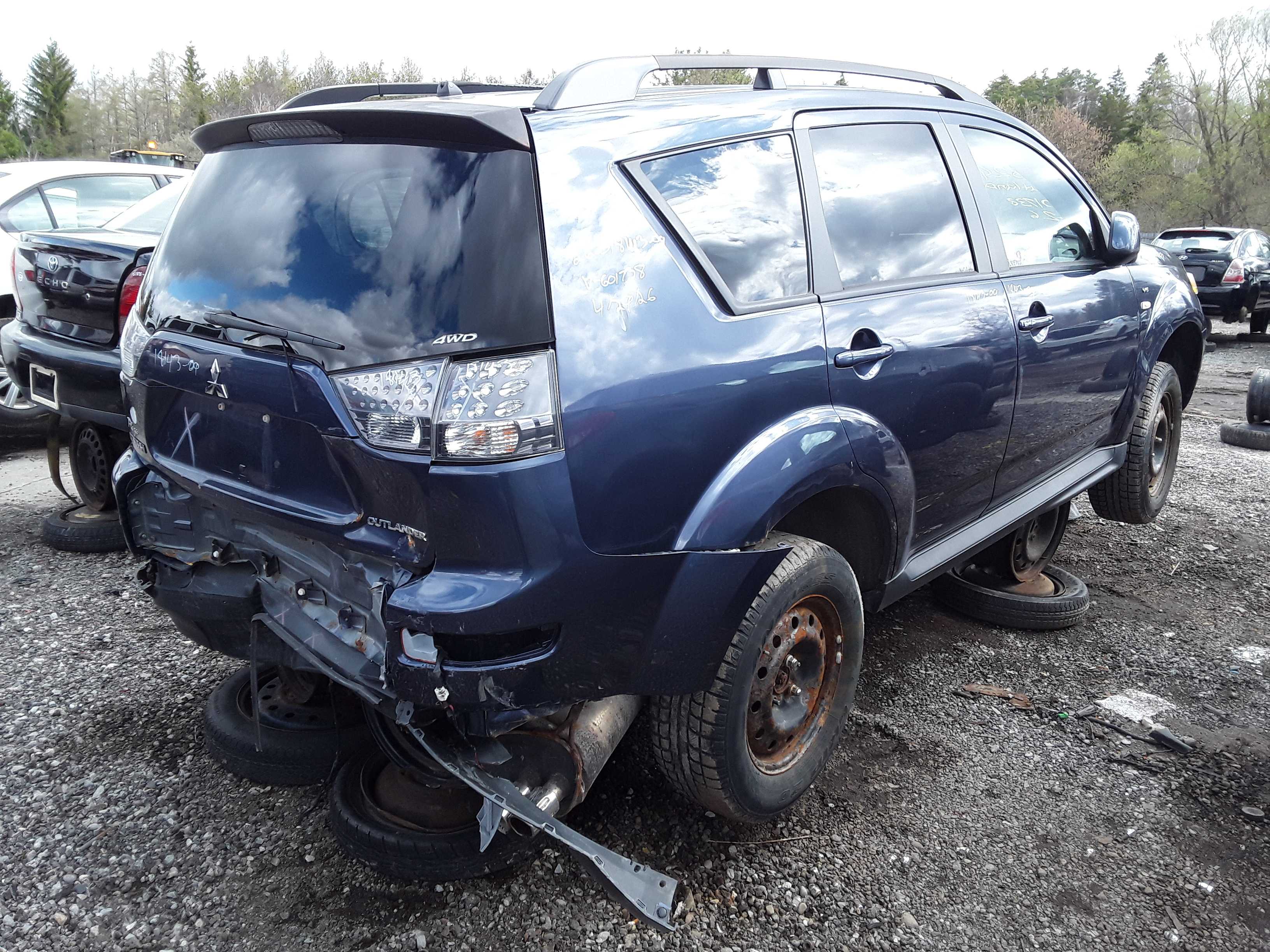 MITSUBISHI OUTLANDER 2009