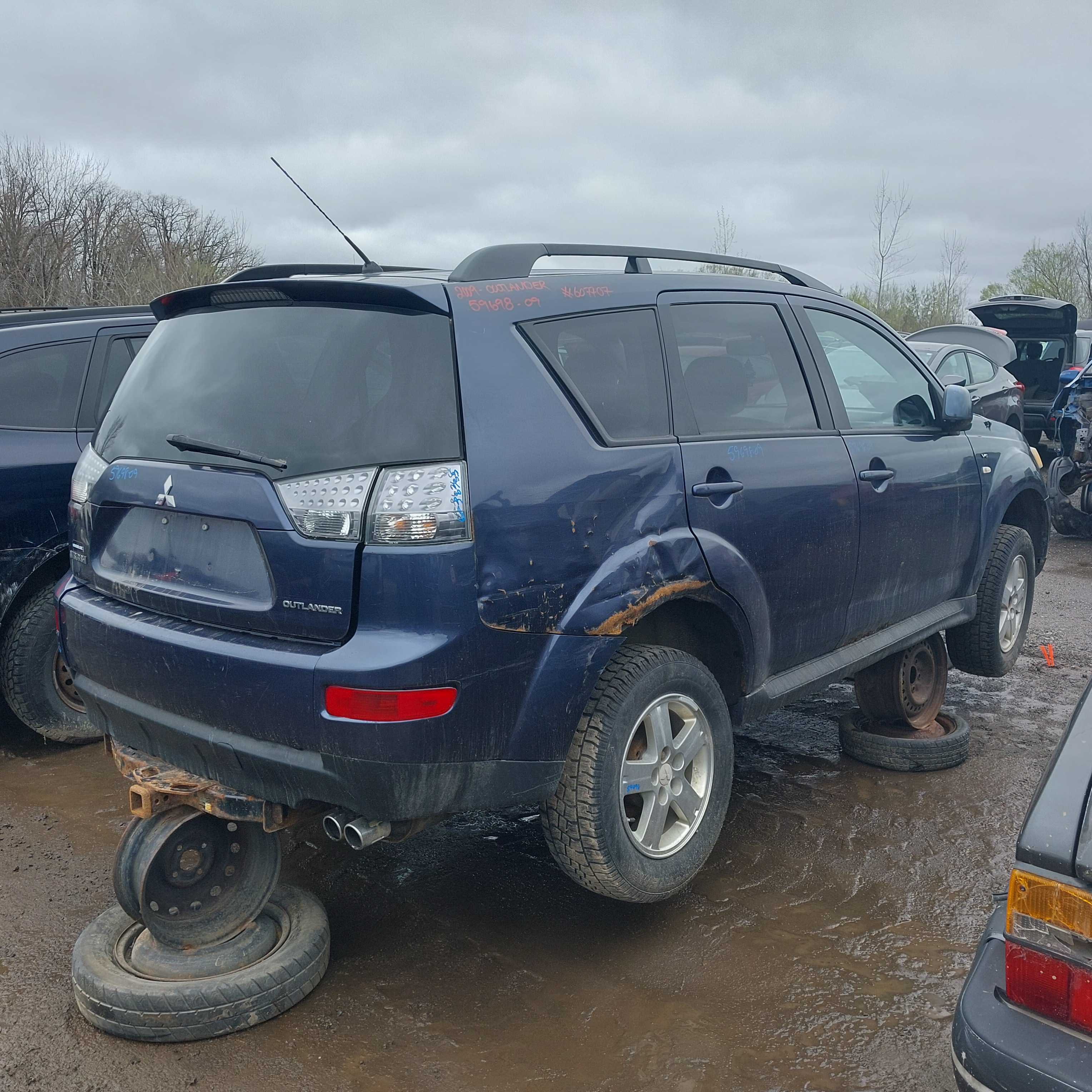 MITSUBISHI OUTLANDER 2009