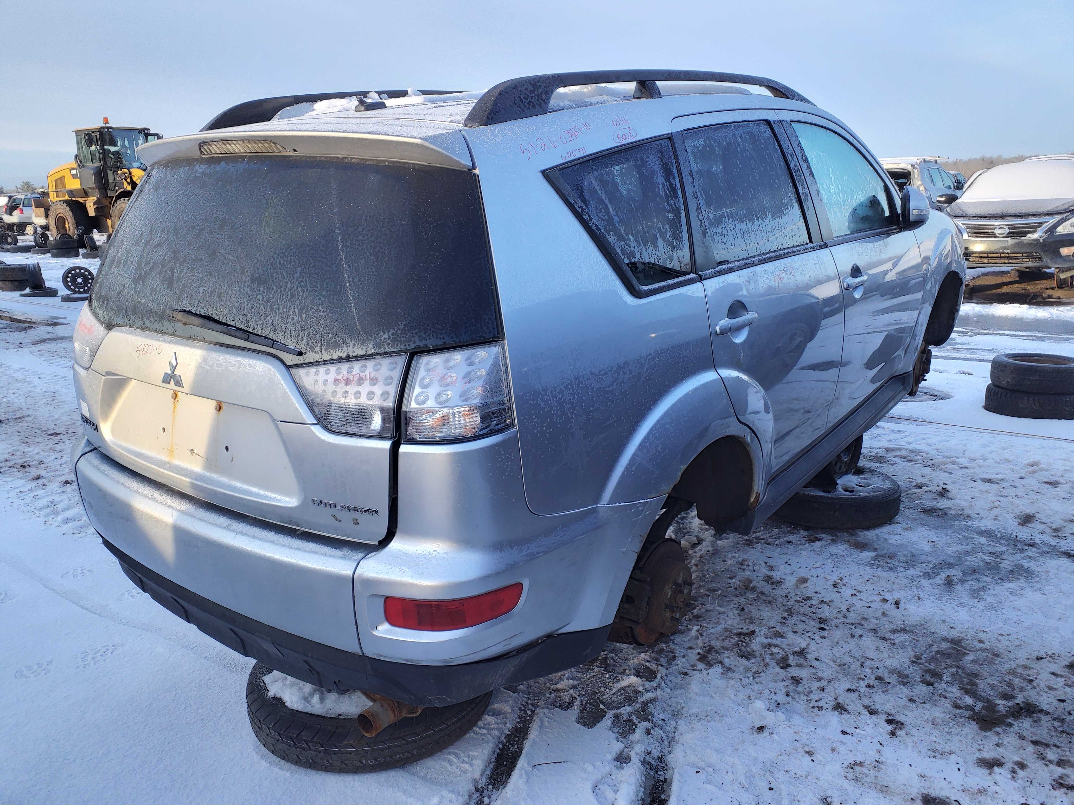 MITSUBISHI OUTLANDER 2010