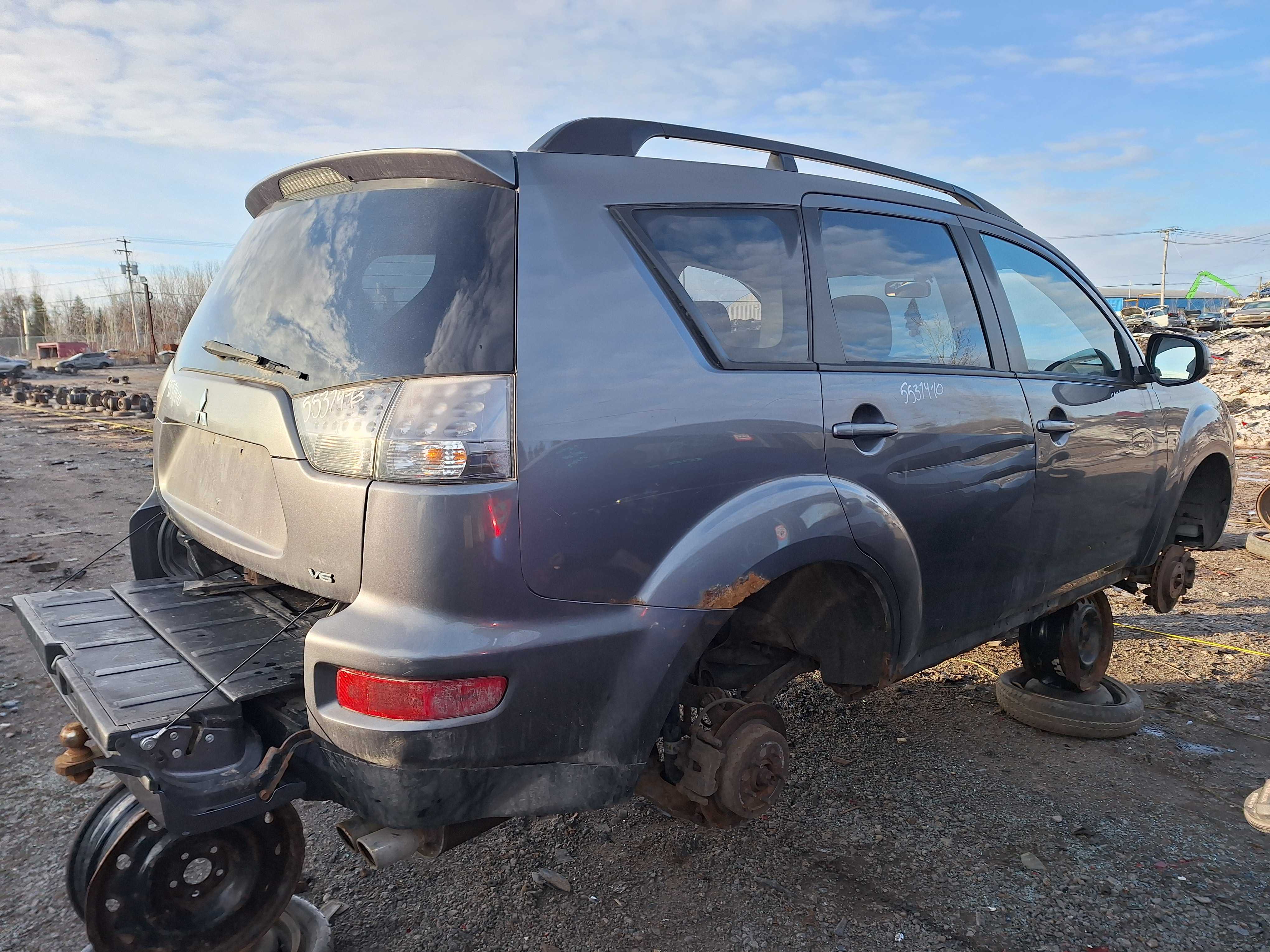 MITSUBISHI OUTLANDER 2010