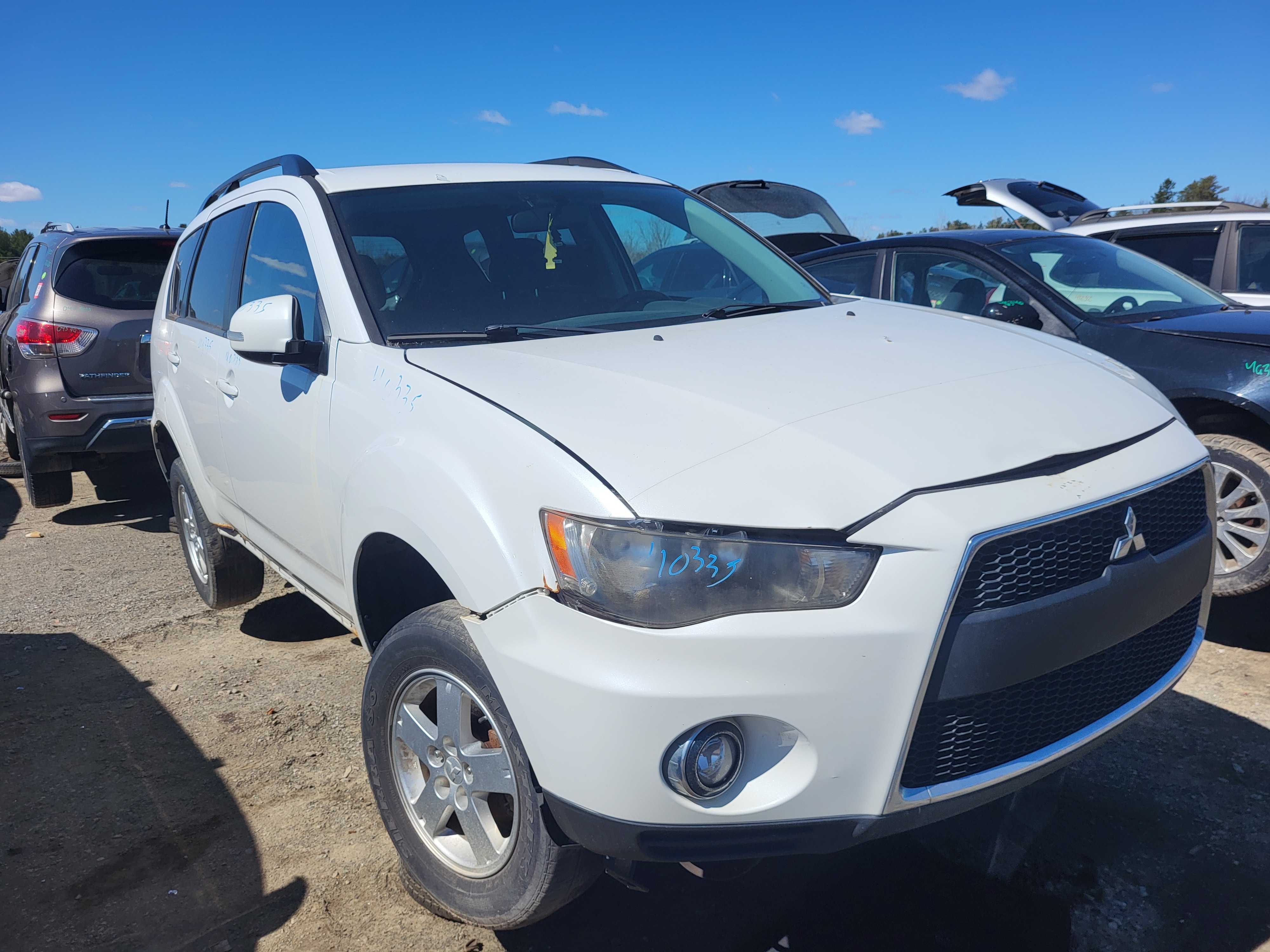 MITSUBISHI OUTLANDER 2010