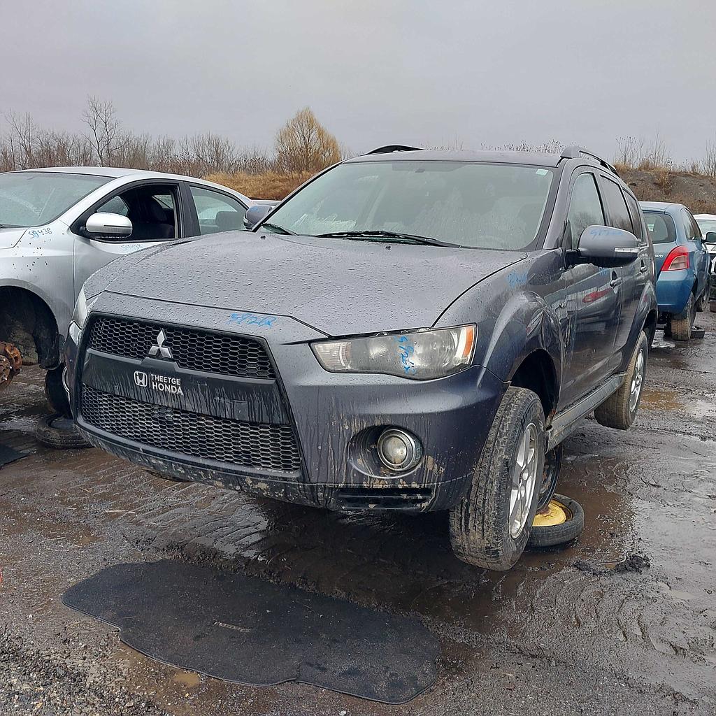MITSUBISHI OUTLANDER 2011
