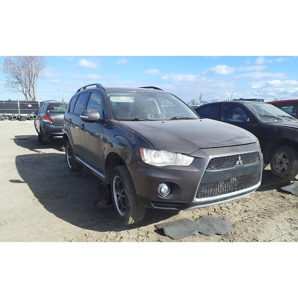 MITSUBISHI OUTLANDER 2011
