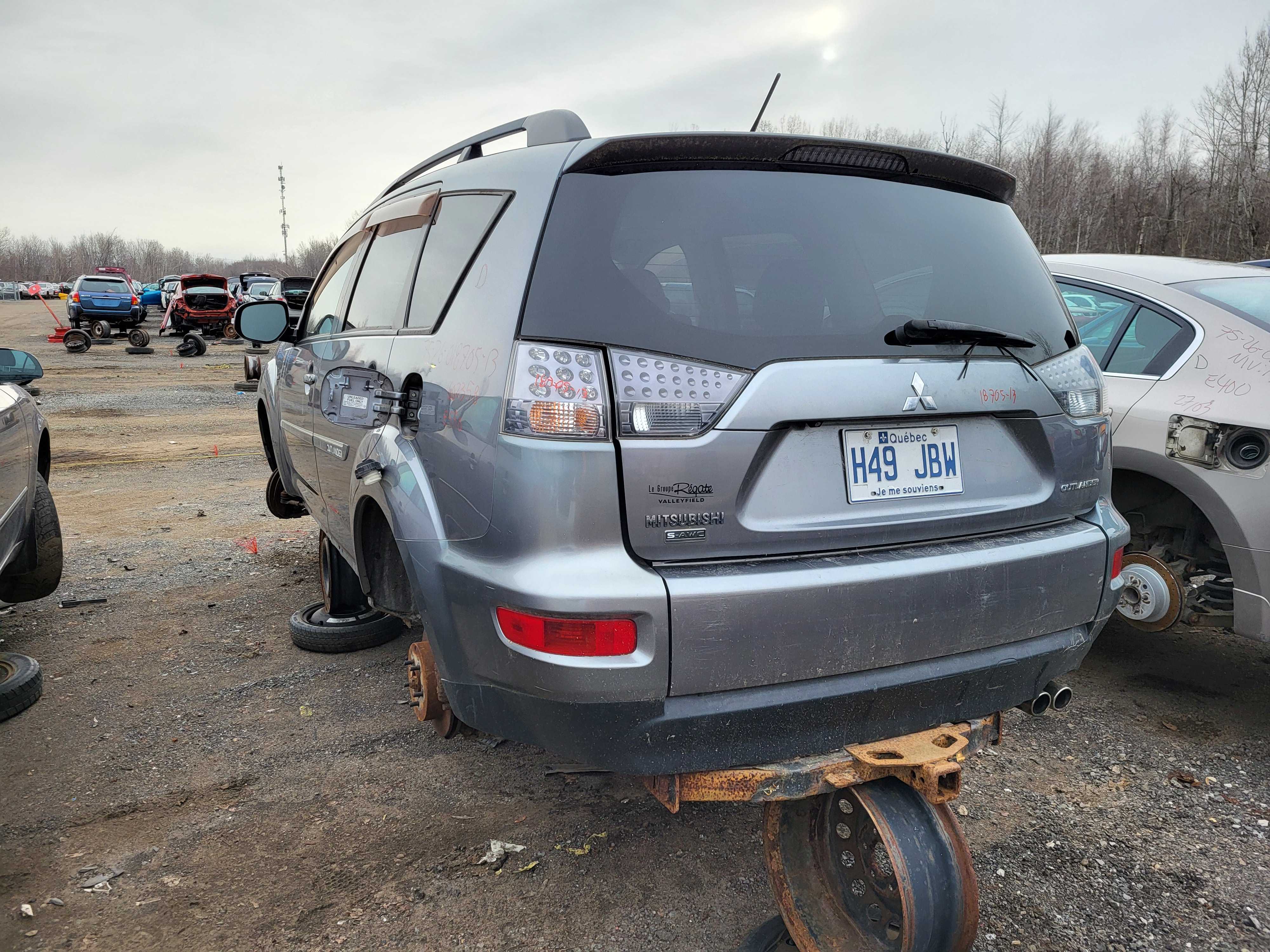 MITSUBISHI OUTLANDER 2013