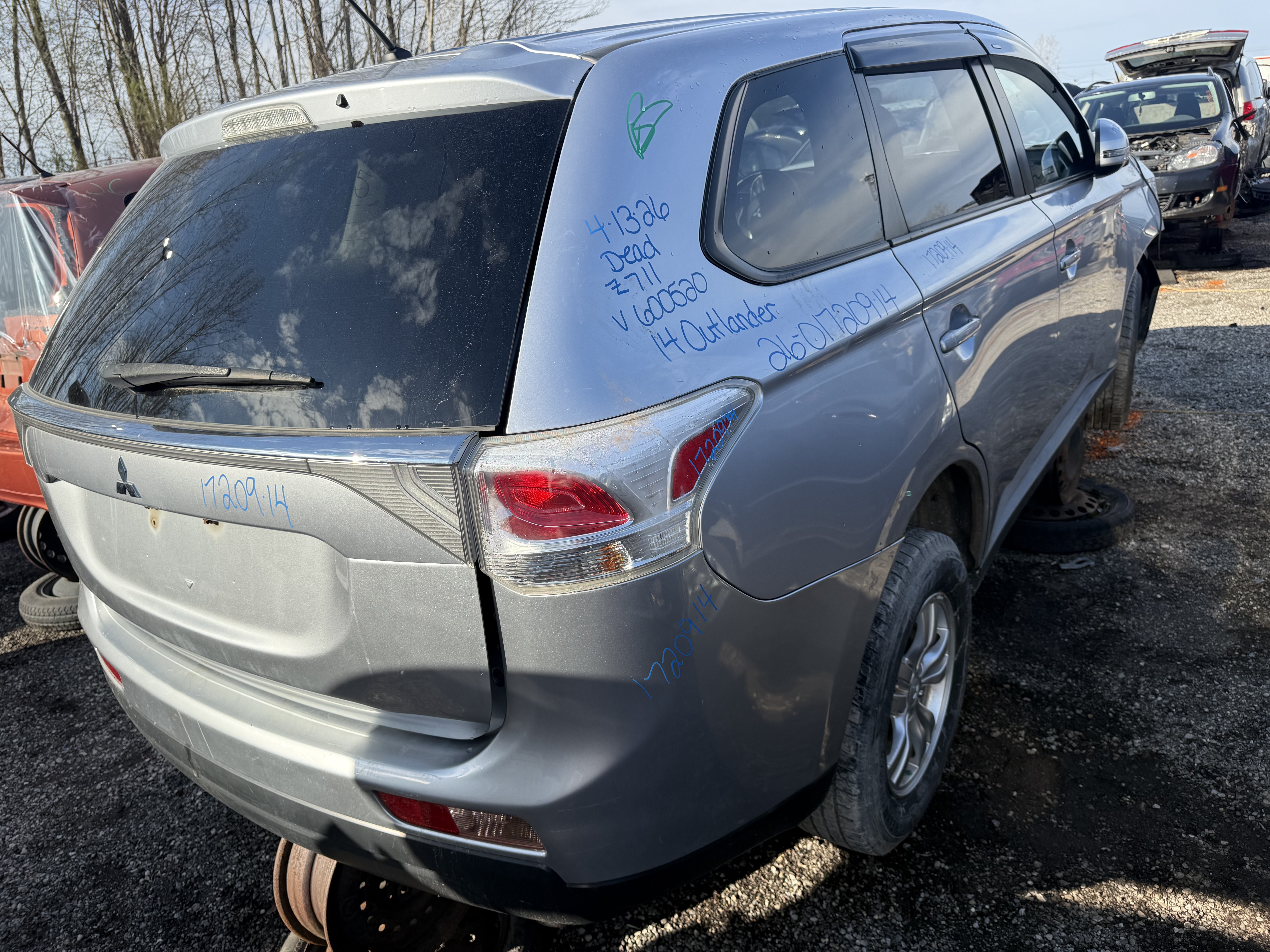 MITSUBISHI OUTLANDER 2014