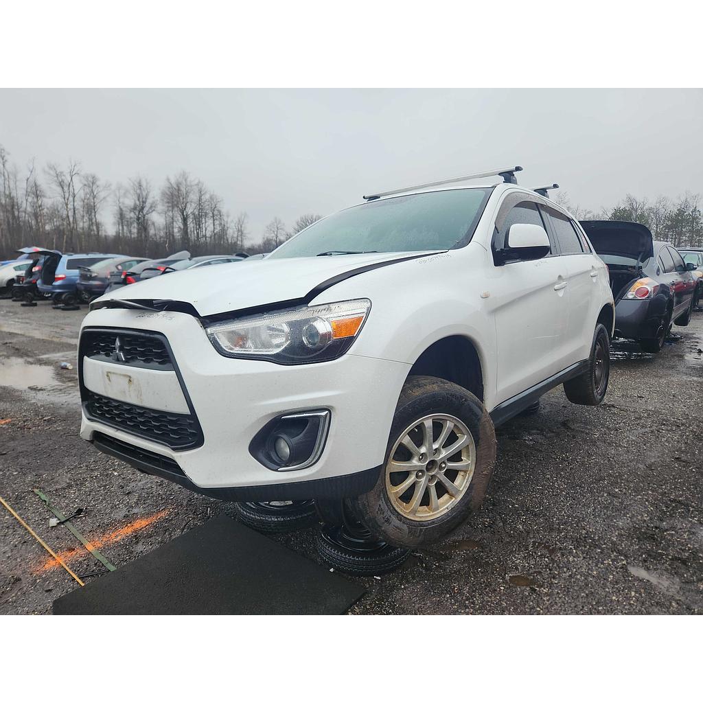 MITSUBISHI RVR 2015