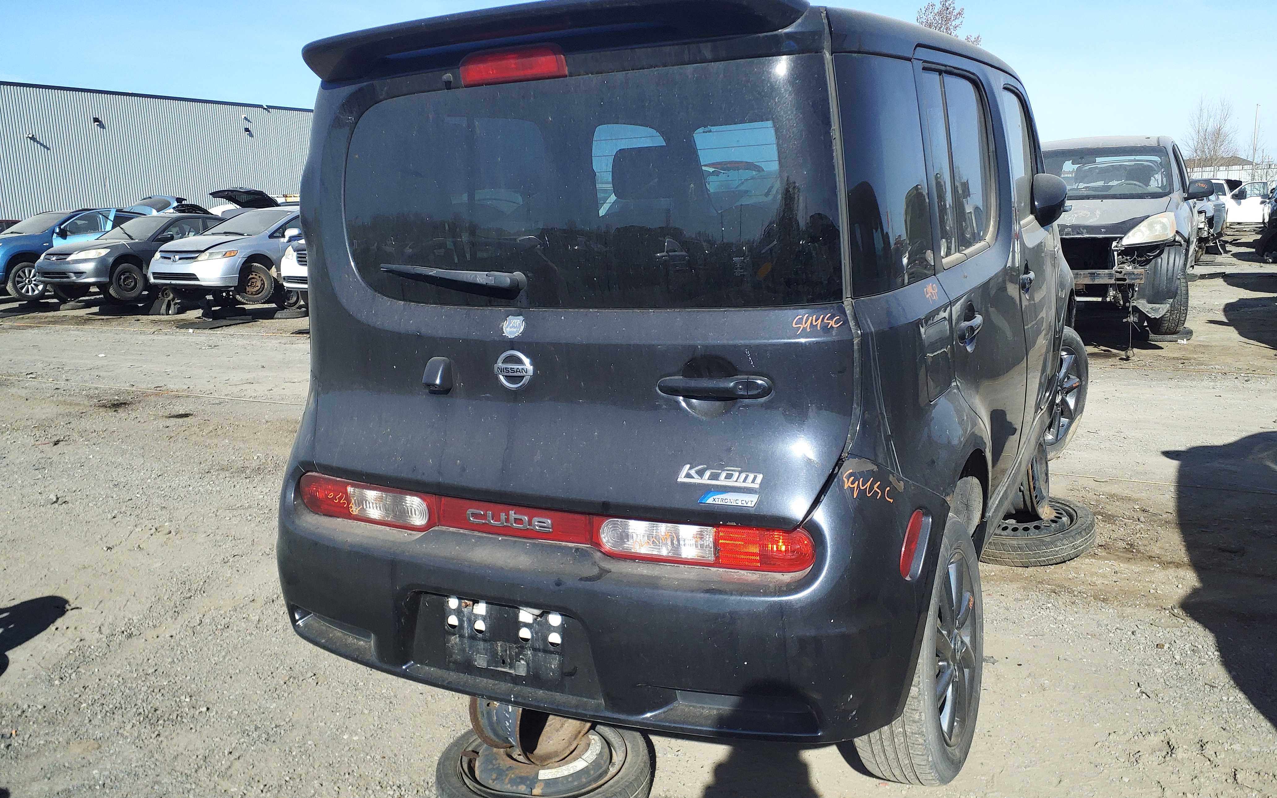 NISSAN CUBE 2010