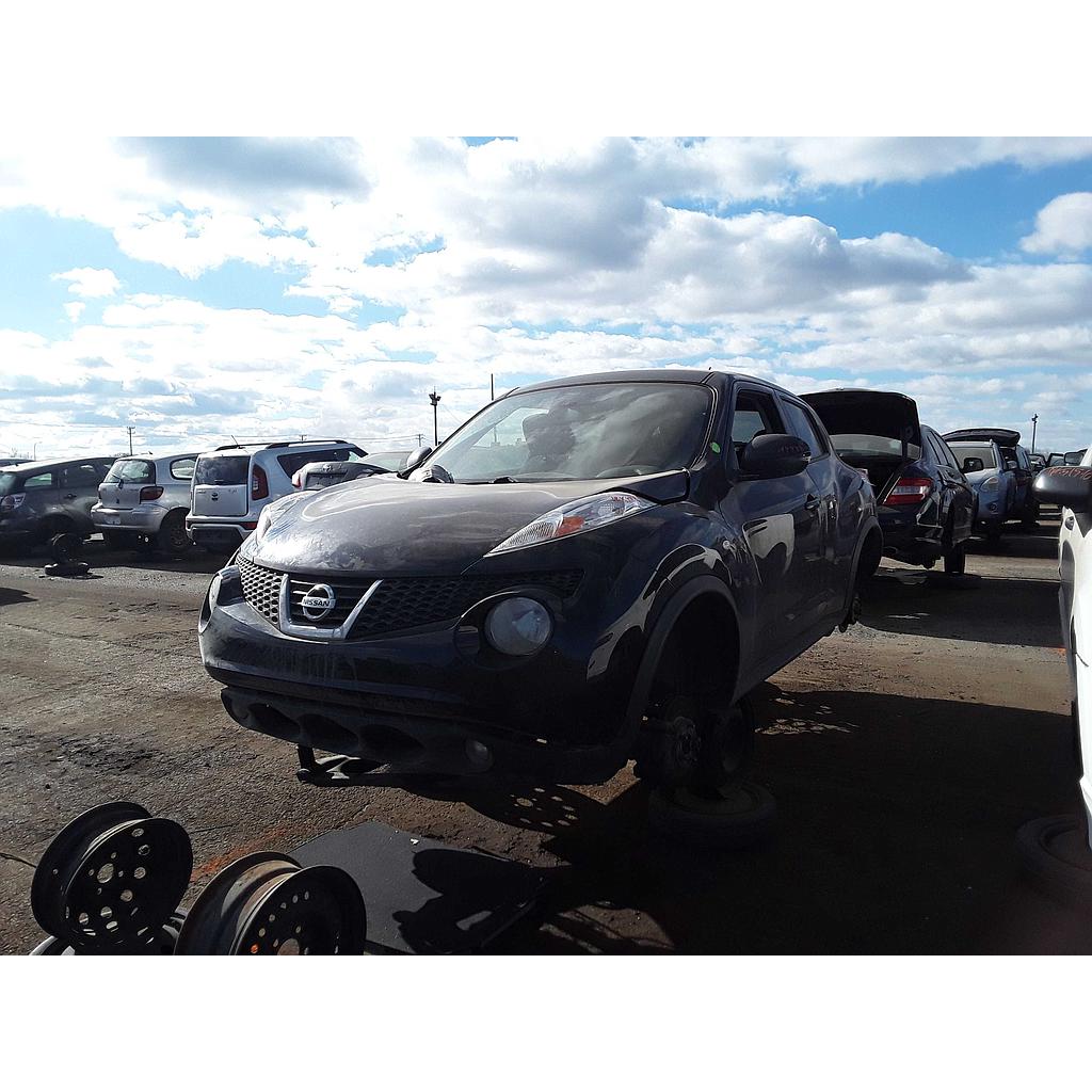 NISSAN JUKE 2013