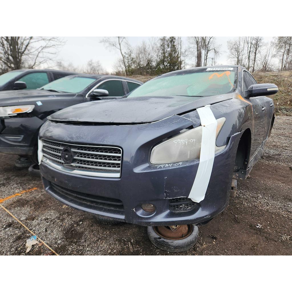 NISSAN MAXIMA 2009