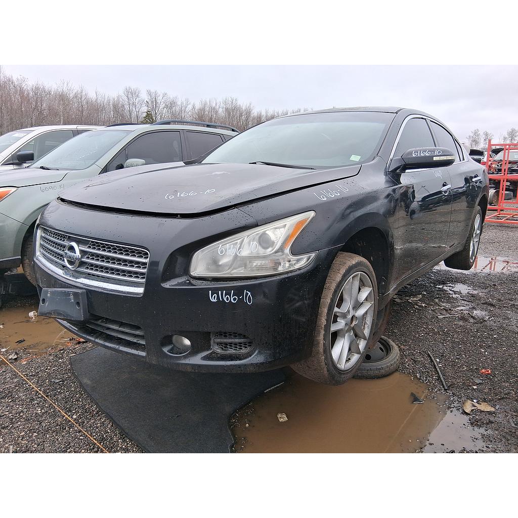 NISSAN MAXIMA 2010