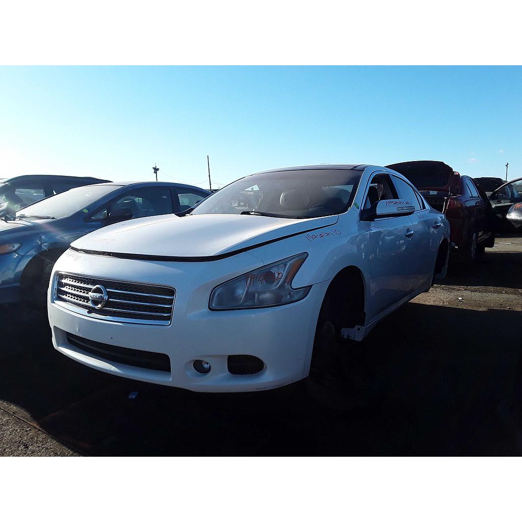 NISSAN MAXIMA 2010