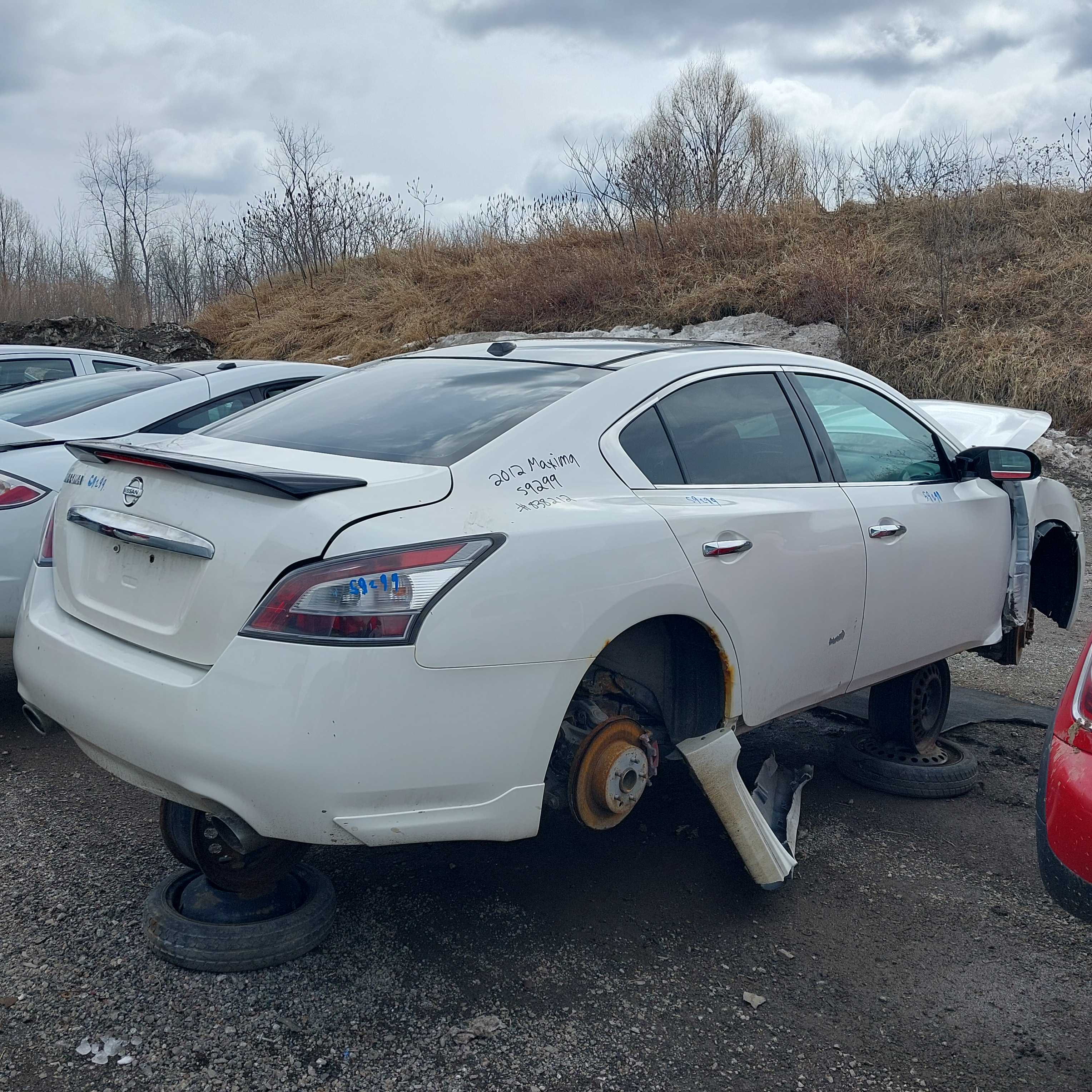 NISSAN MAXIMA 2012