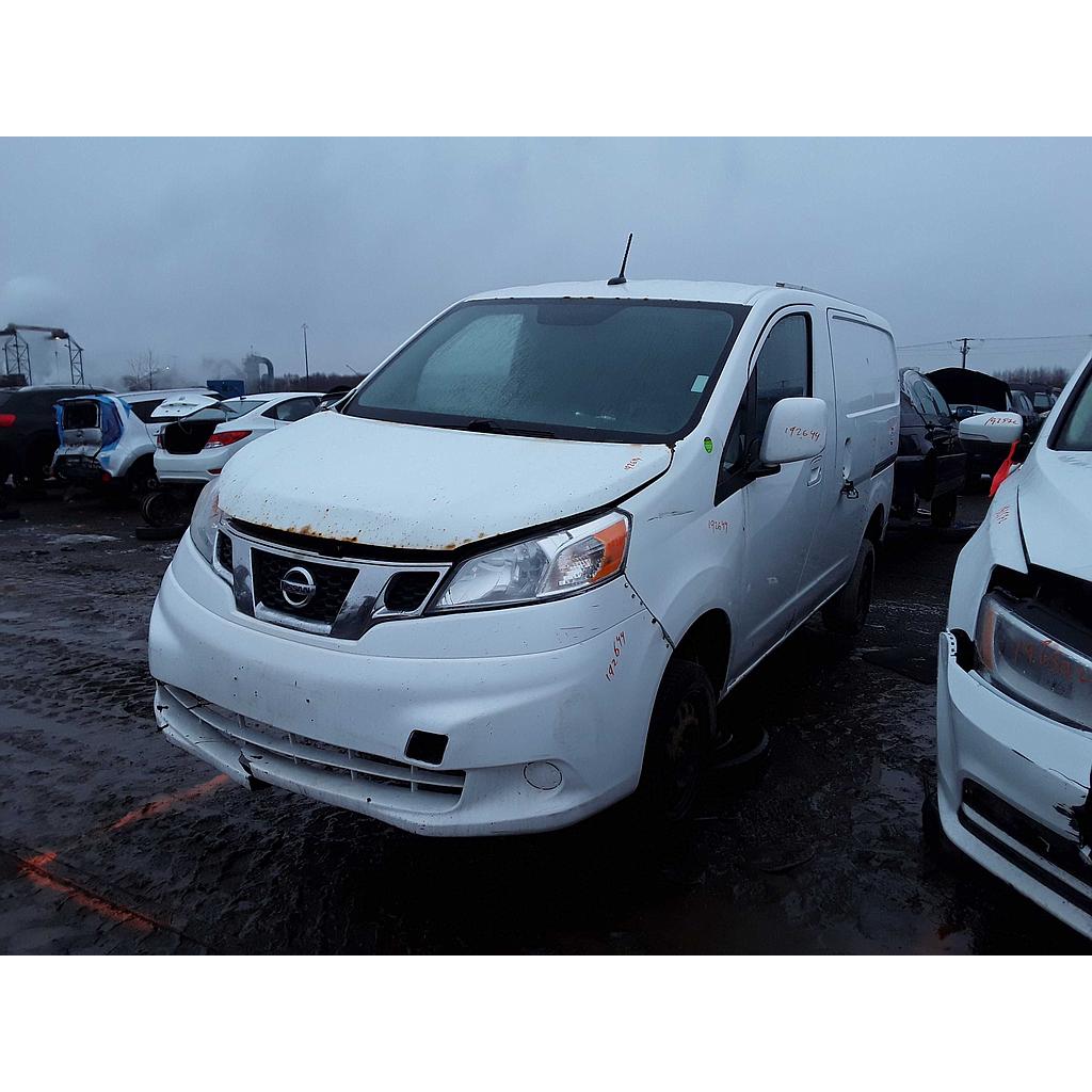 NISSAN NV 2014