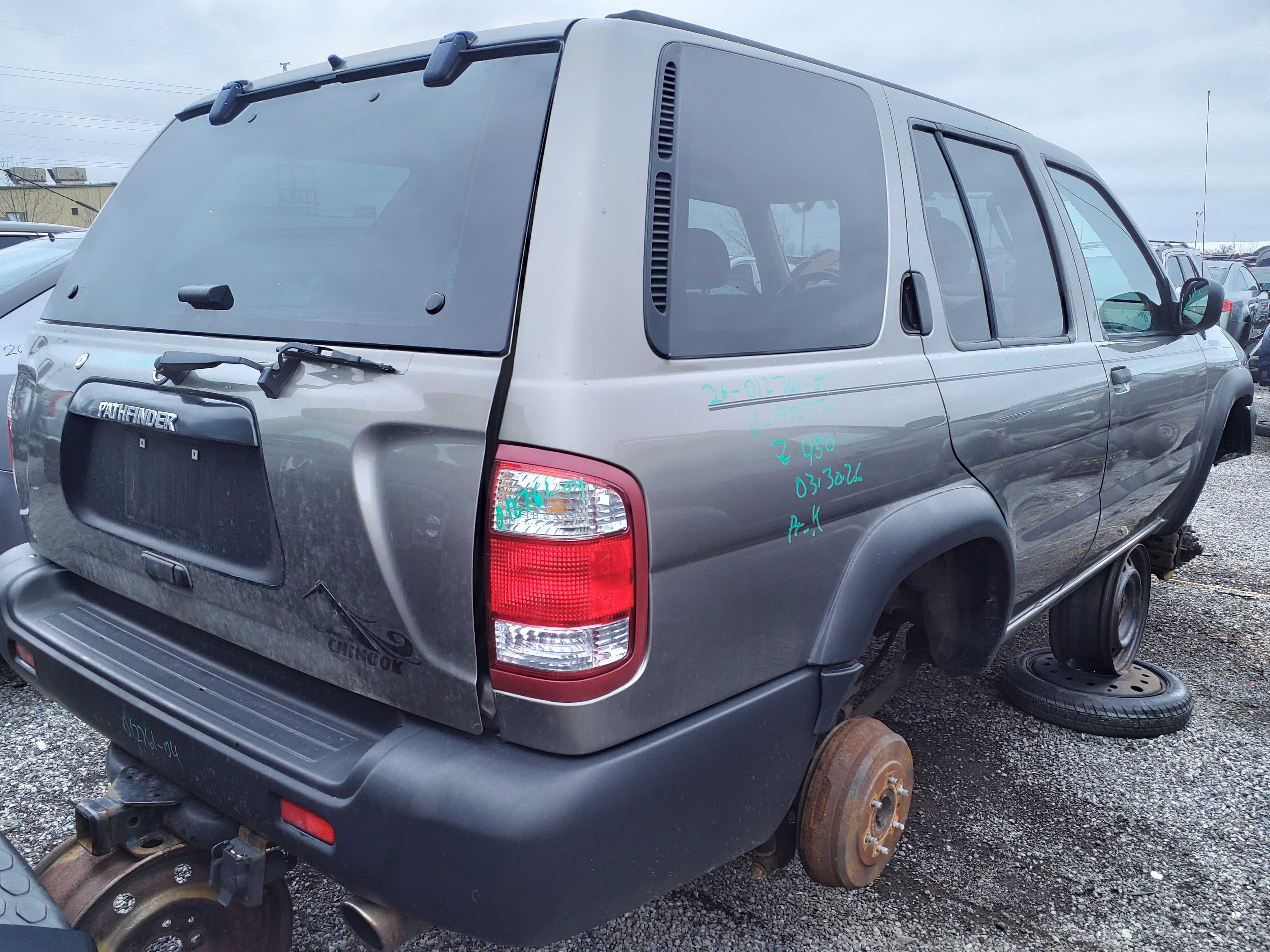 NISSAN PATHFINDER 2004