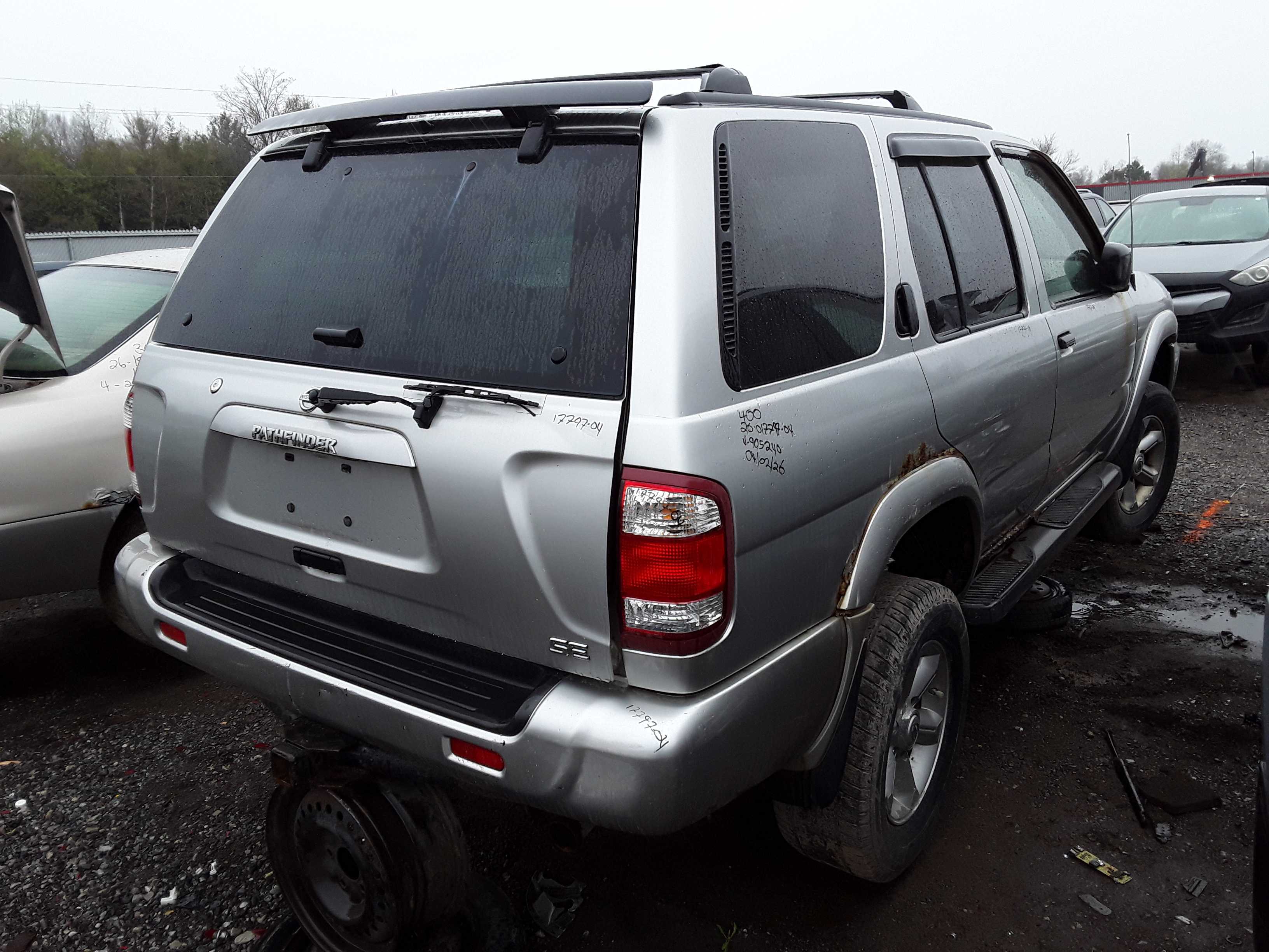 NISSAN PATHFINDER 2004