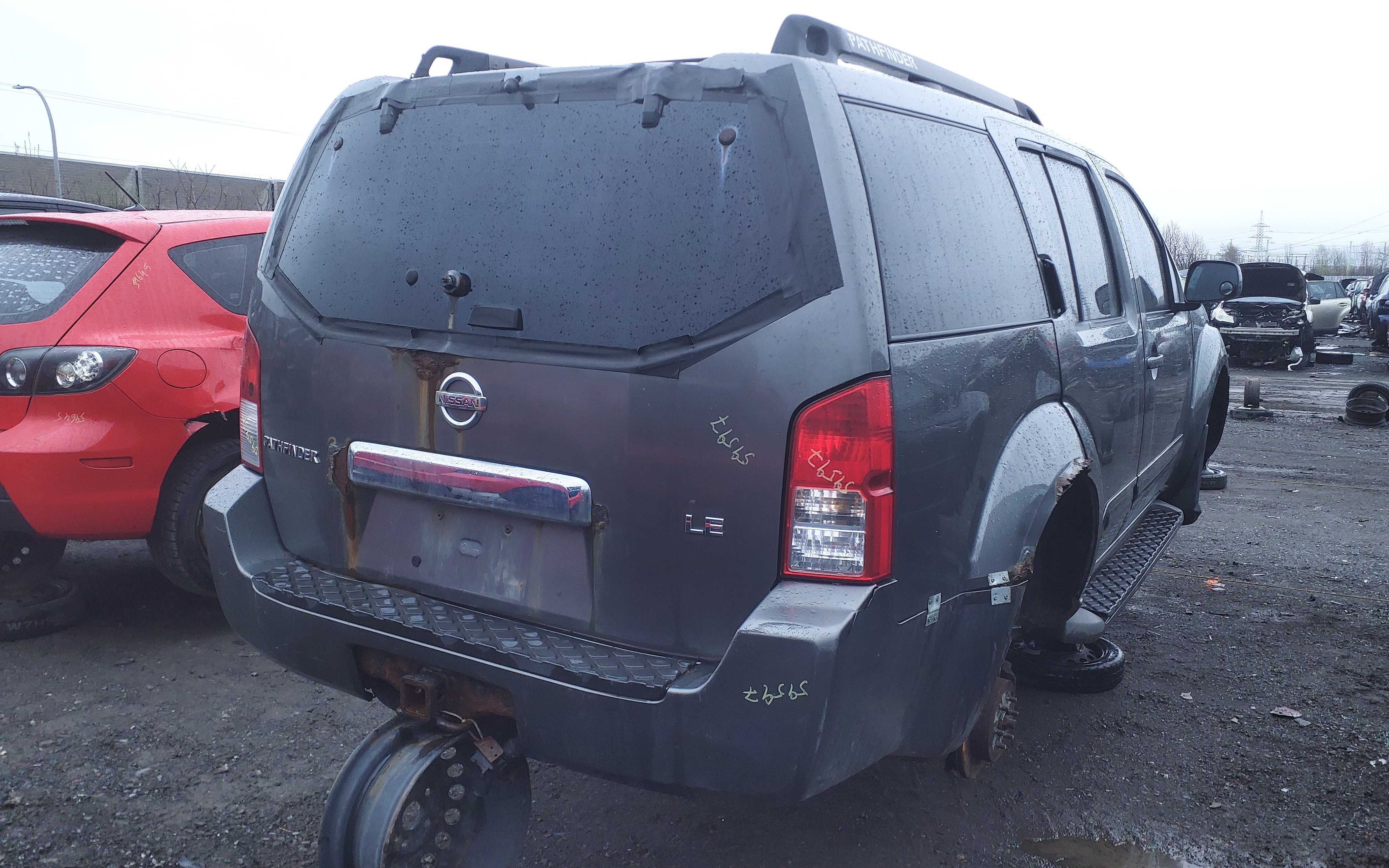 NISSAN PATHFINDER 2005