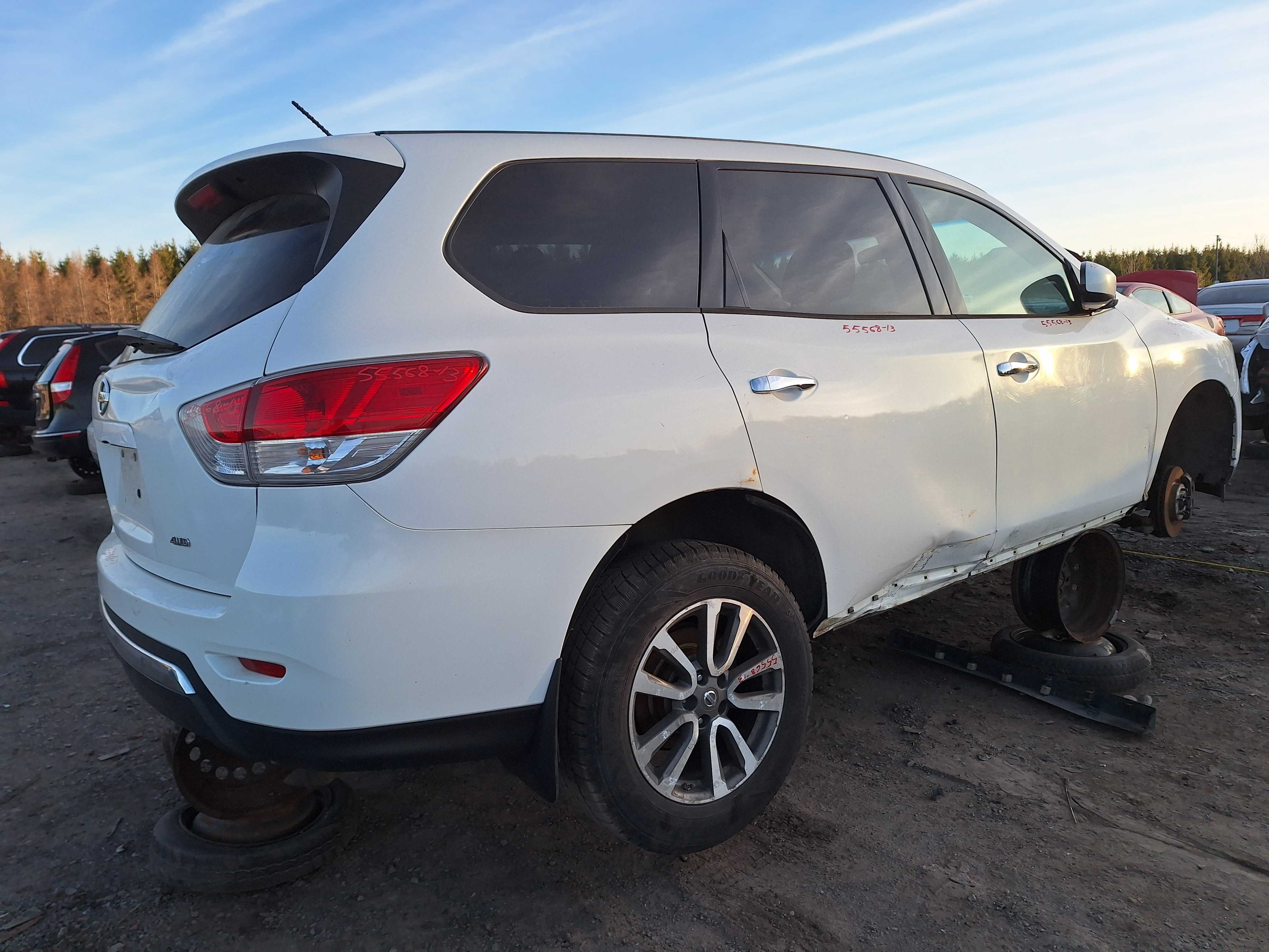 NISSAN PATHFINDER 2013