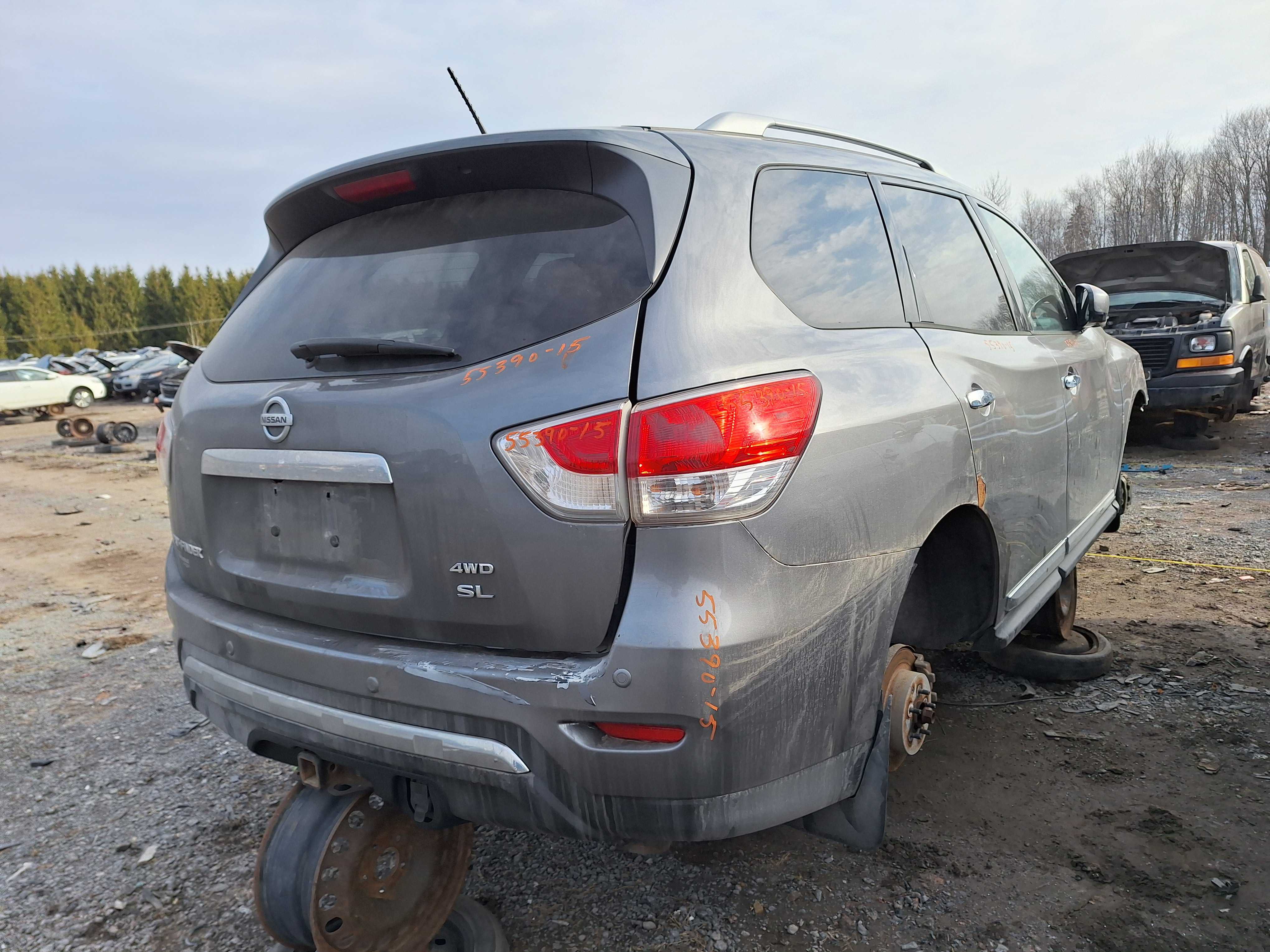 NISSAN PATHFINDER 2015