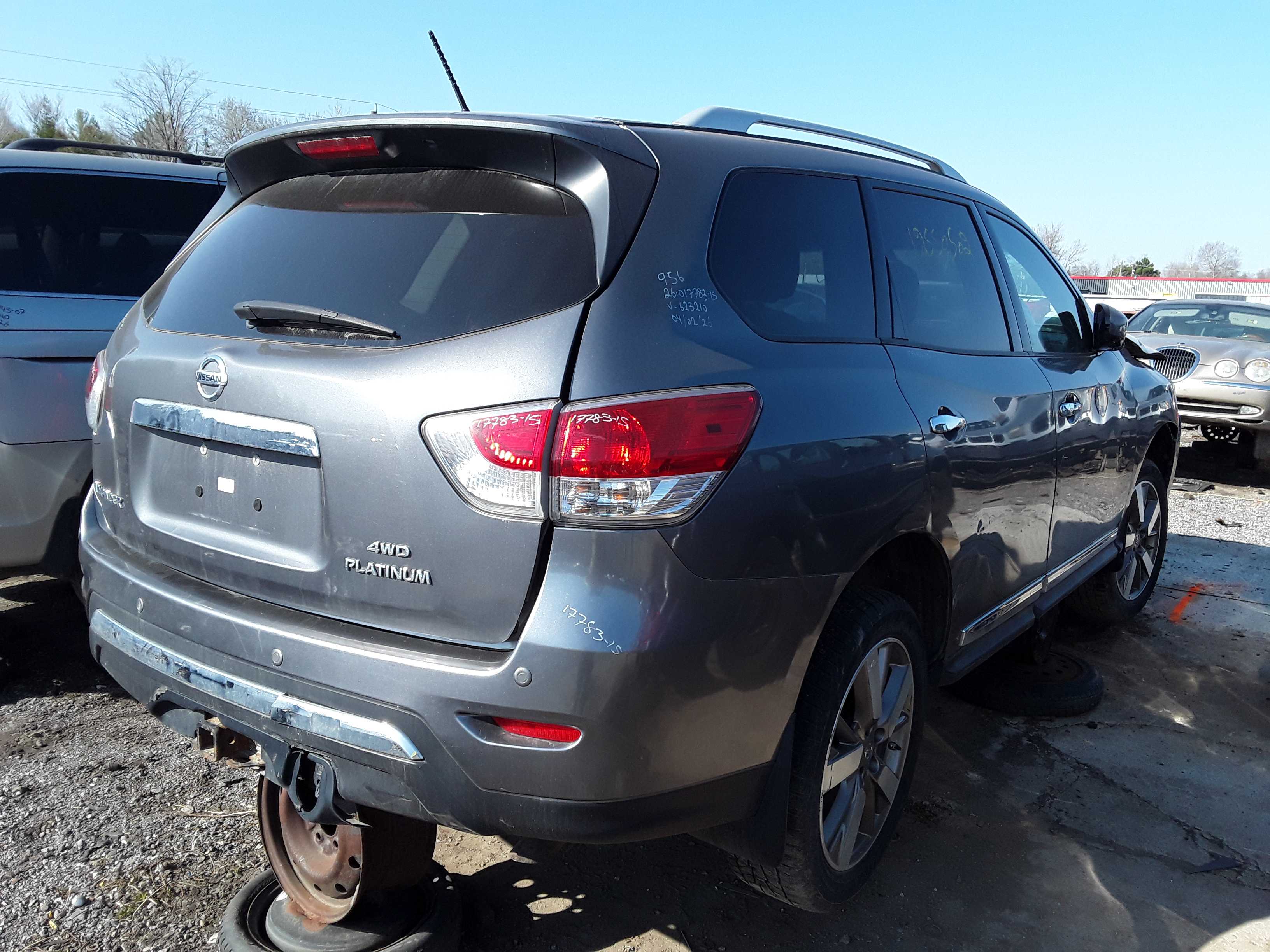 NISSAN PATHFINDER 2015