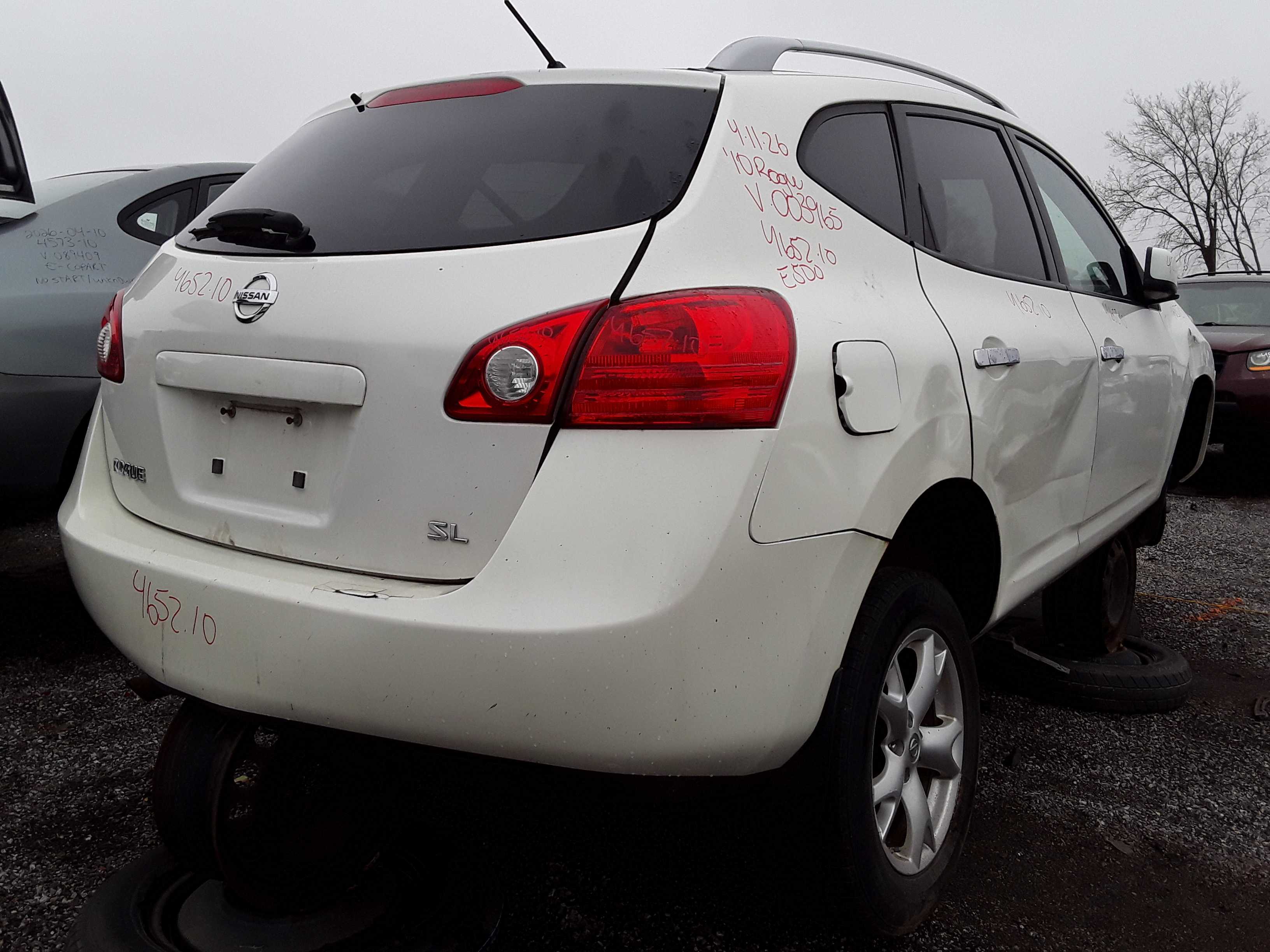 NISSAN ROGUE 2010