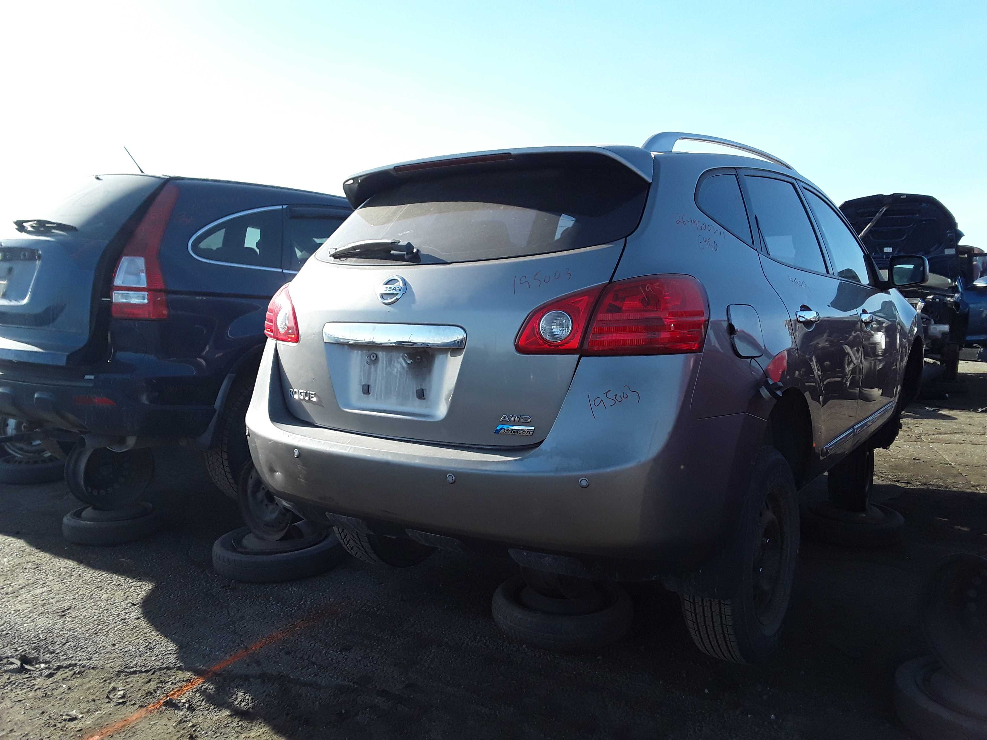 NISSAN ROGUE 2011