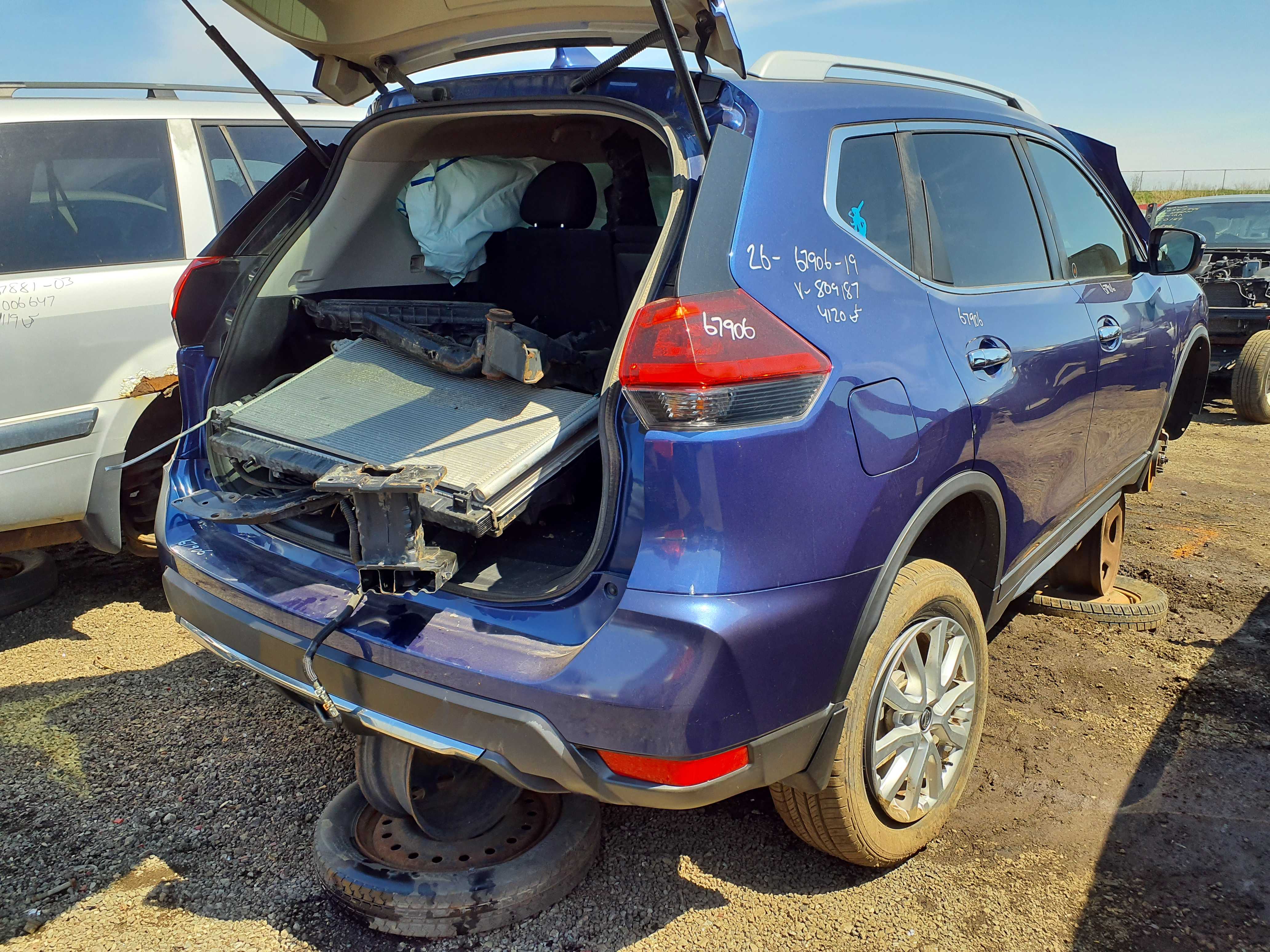 NISSAN ROGUE 2019