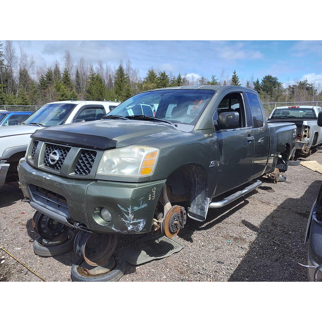 NISSAN TITAN 2004