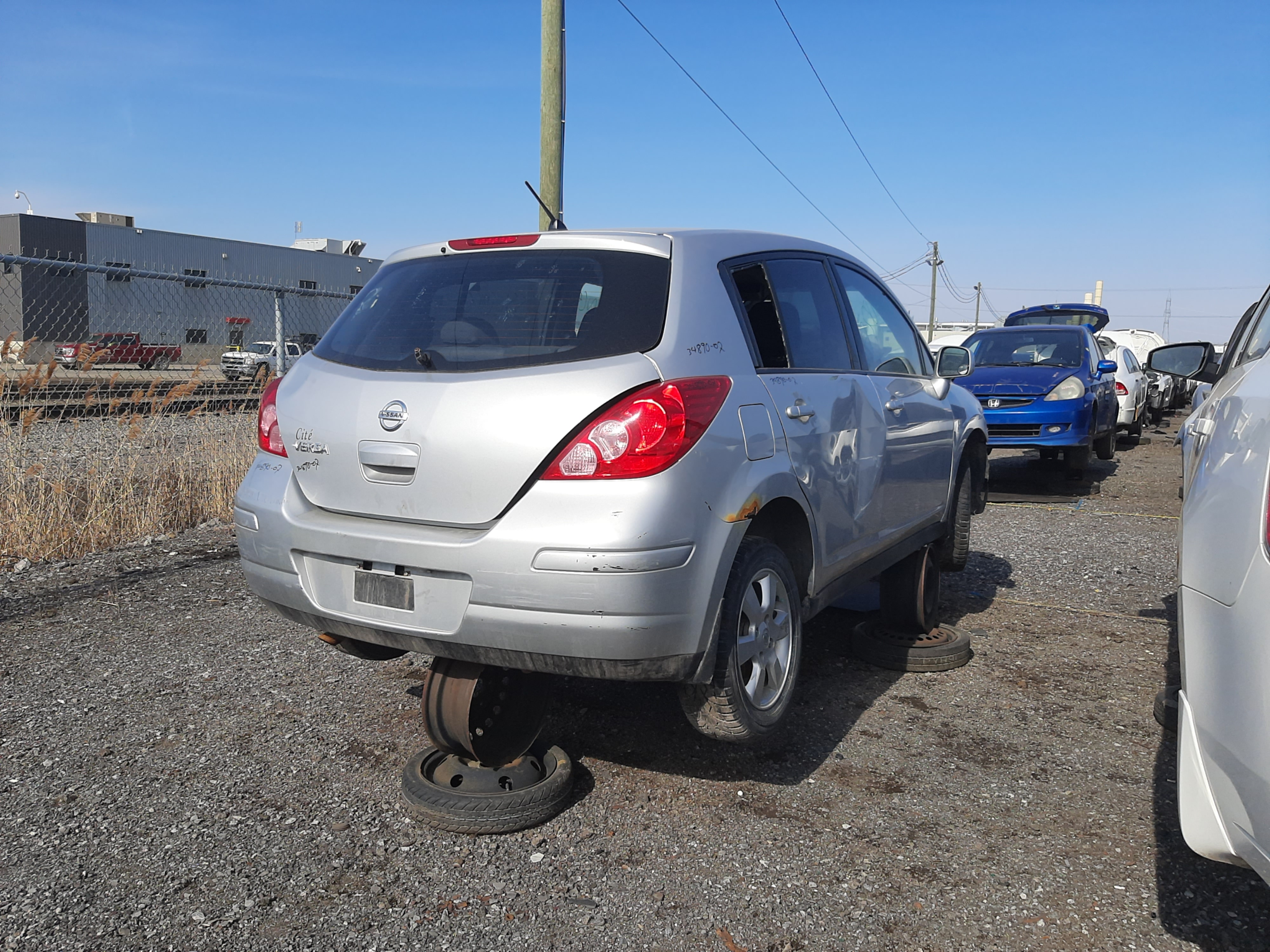 NISSAN VERSA 2007