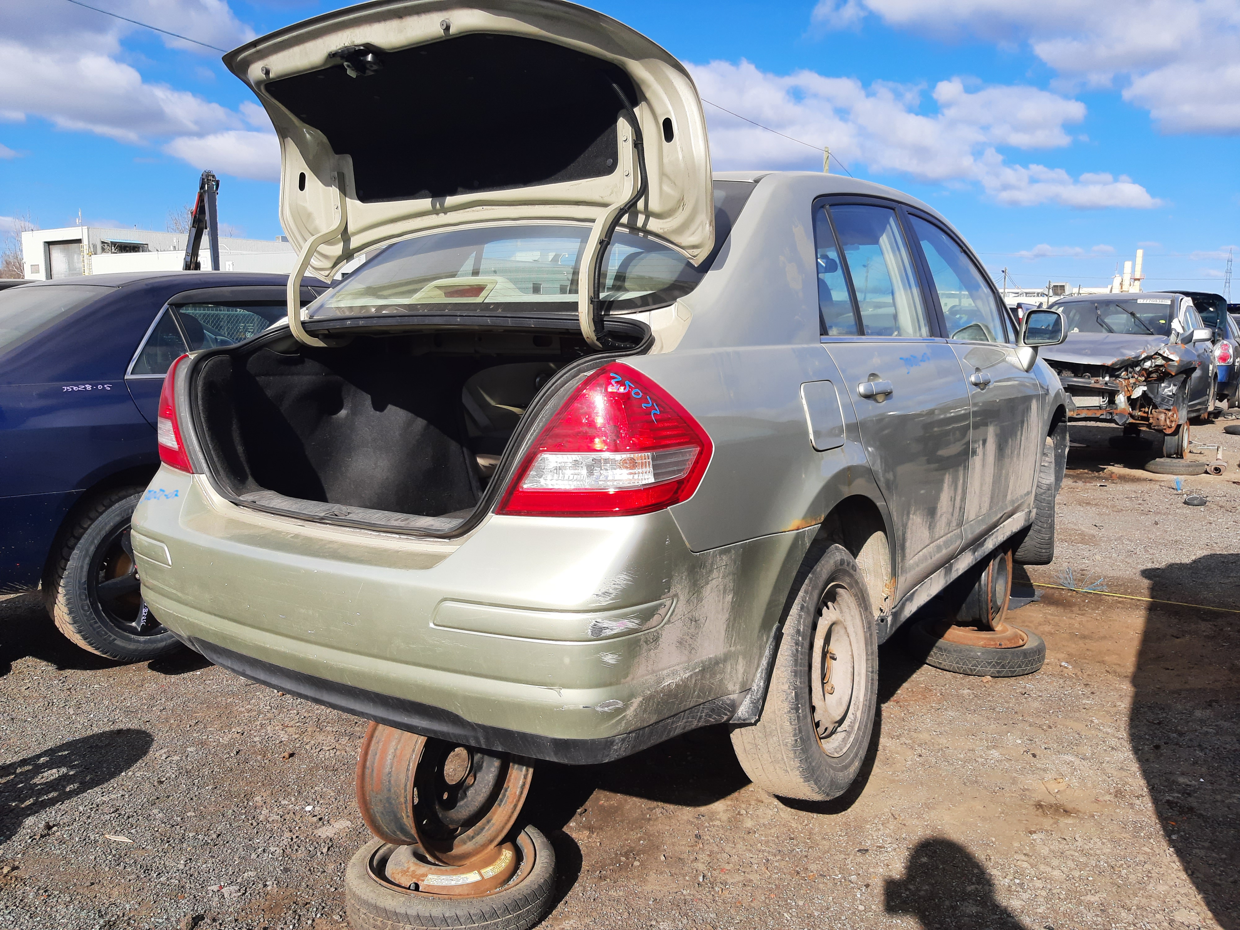 NISSAN VERSA 2007