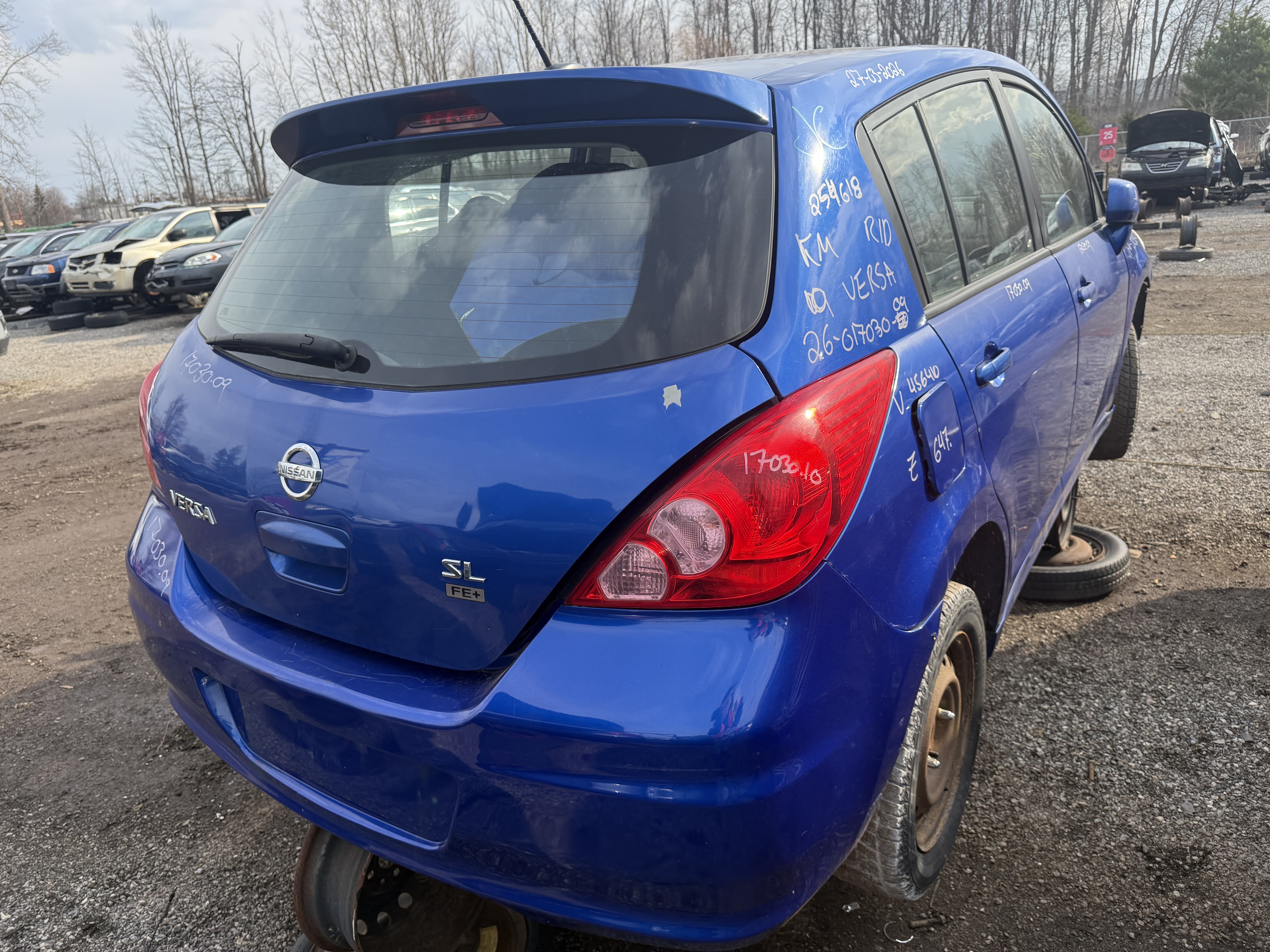 NISSAN VERSA 2009